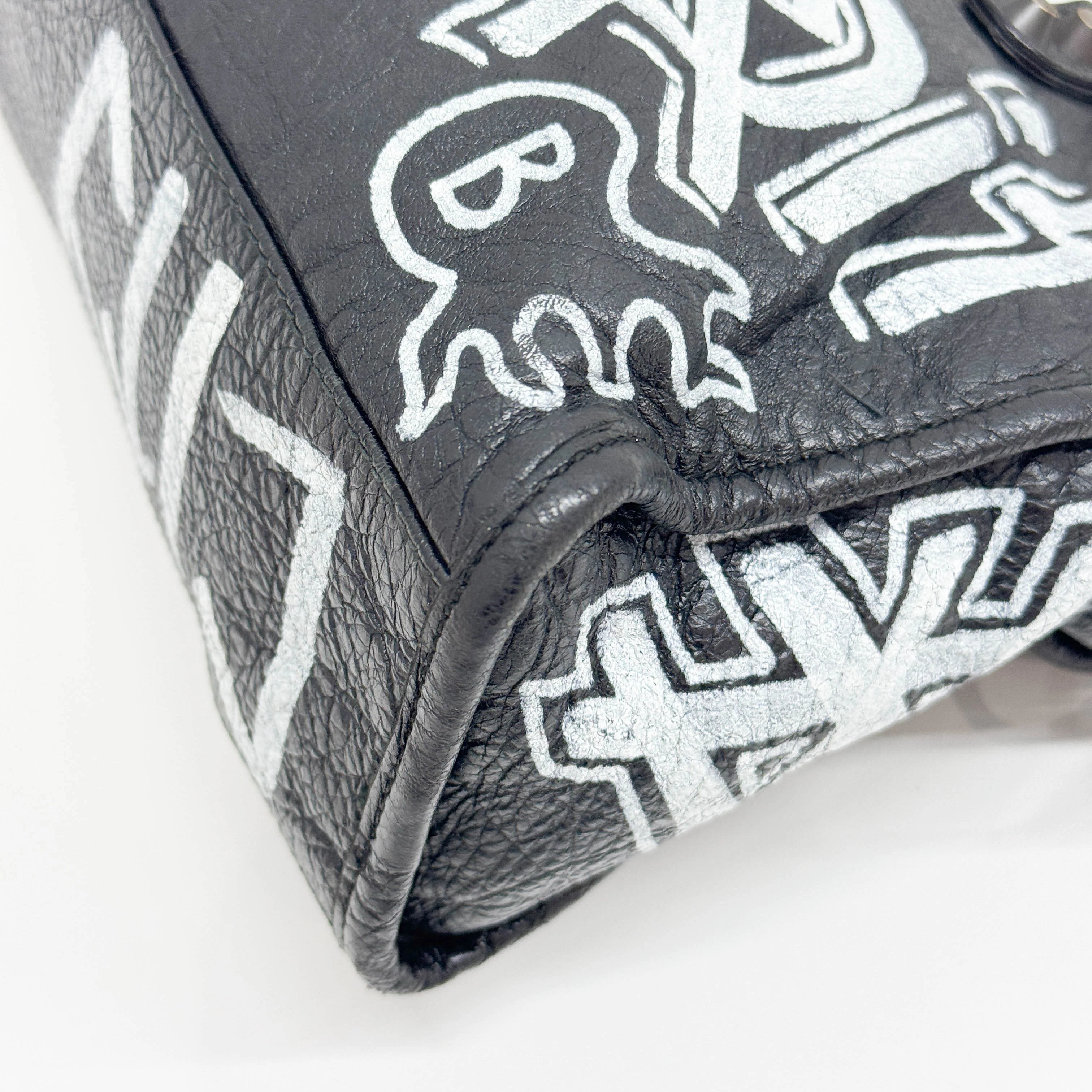 Mini City Graffiti Black Leather Hand Bag - Image 11