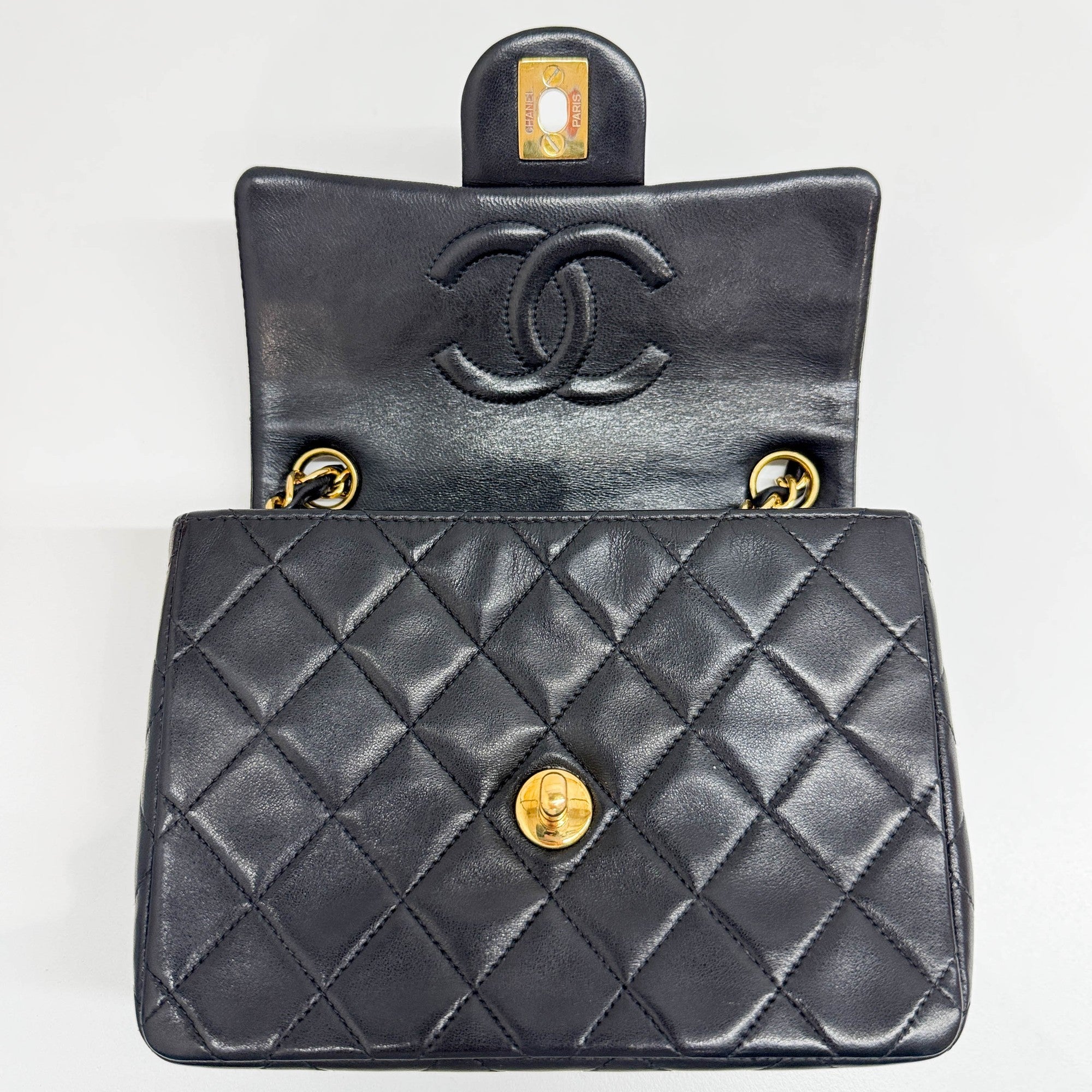 Mini Classic Flap 1996 Black Matelasse Leather Shoulder Bag - Image 13