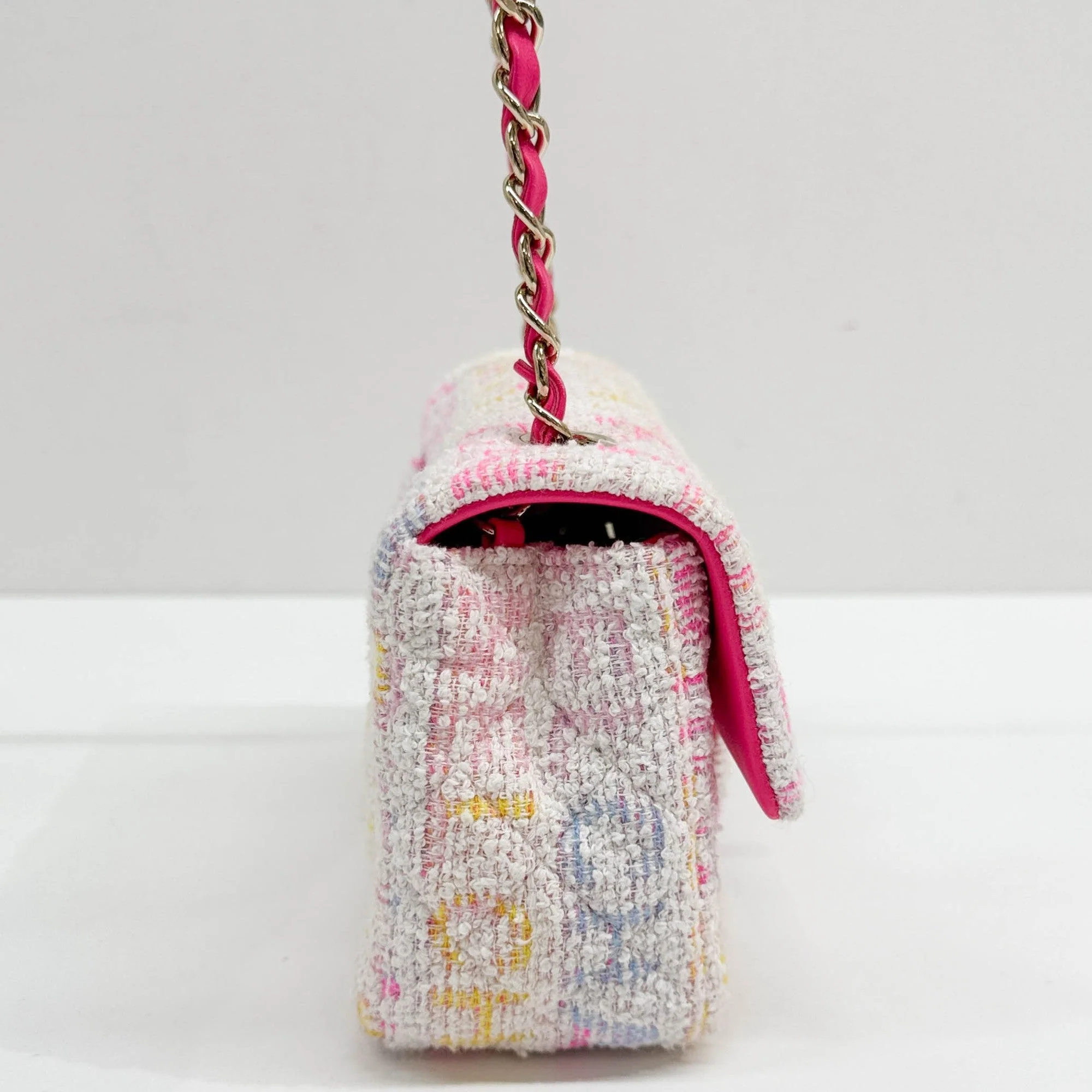 Mini Classic Flap 2024 "Cruise" Multicolored Tweed Shoulder Bag - Image 5
