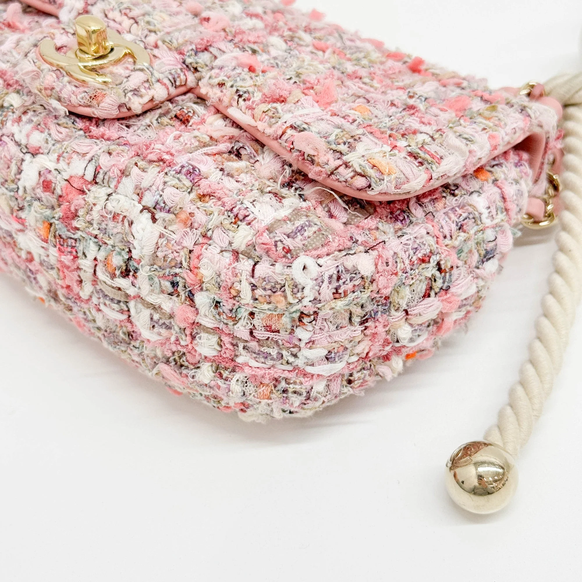 Mini Classic Flap 2019SS Runway By the Sea Pink Pearl Handle Pink Tweed Shoulder Bag - Image 13