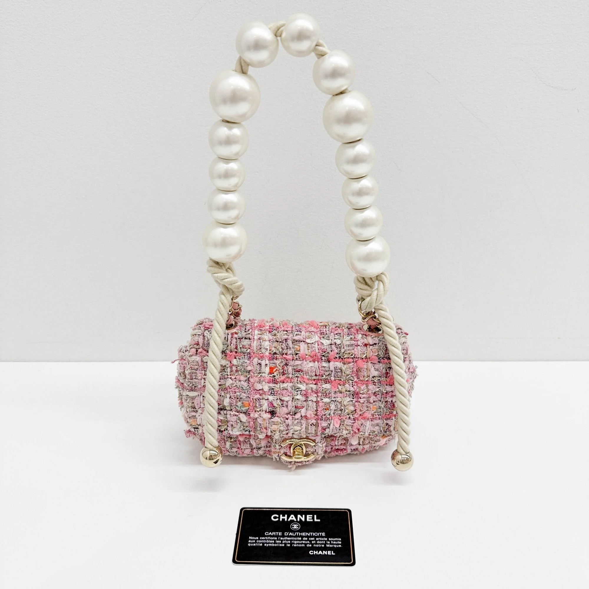 Mini Classic Flap 2019SS Runway By the Sea Pink Pearl Handle Pink Tweed Shoulder Bag - Image 6