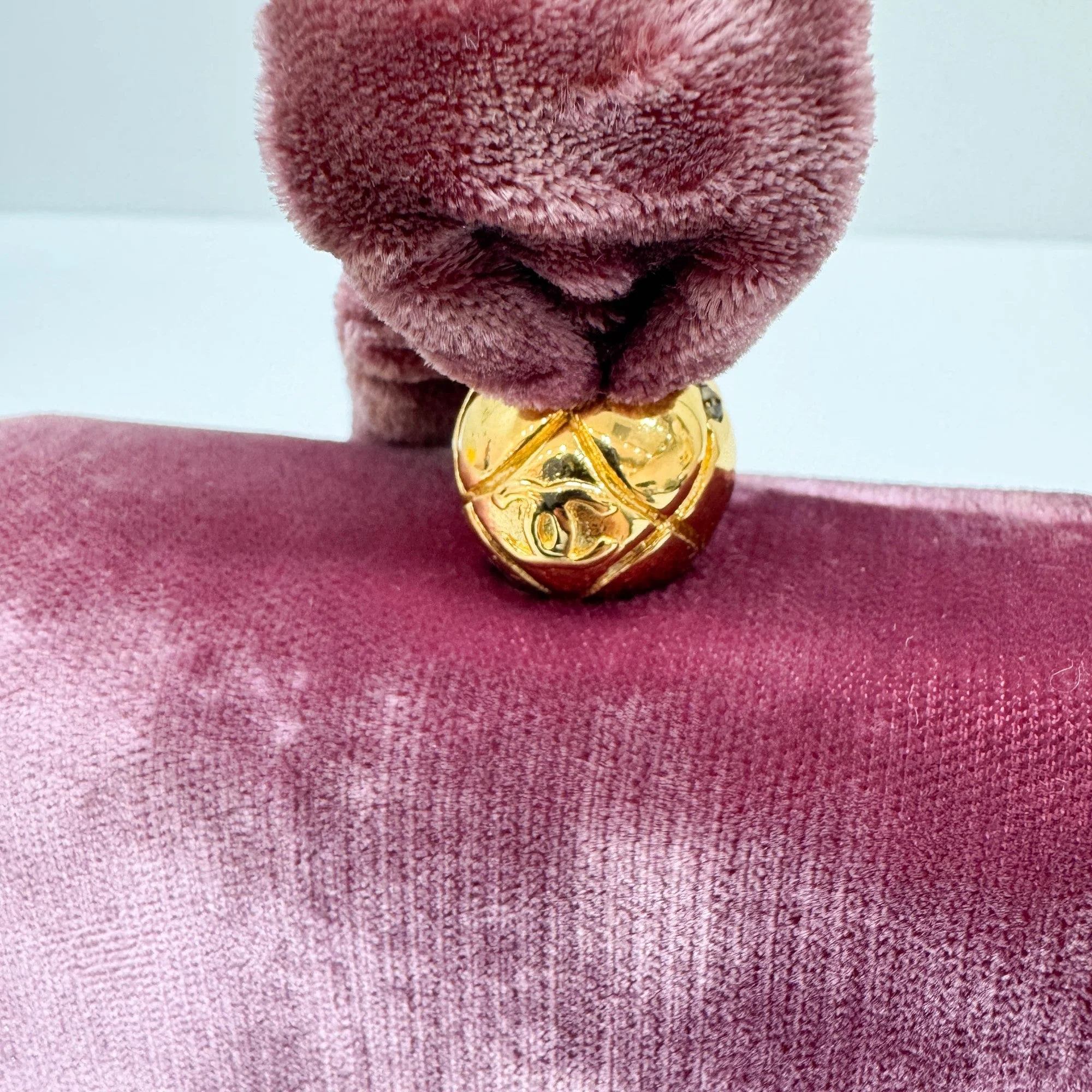 Evening 1994-1996 Dusty Rose Velvet Hand Bag - Image 14