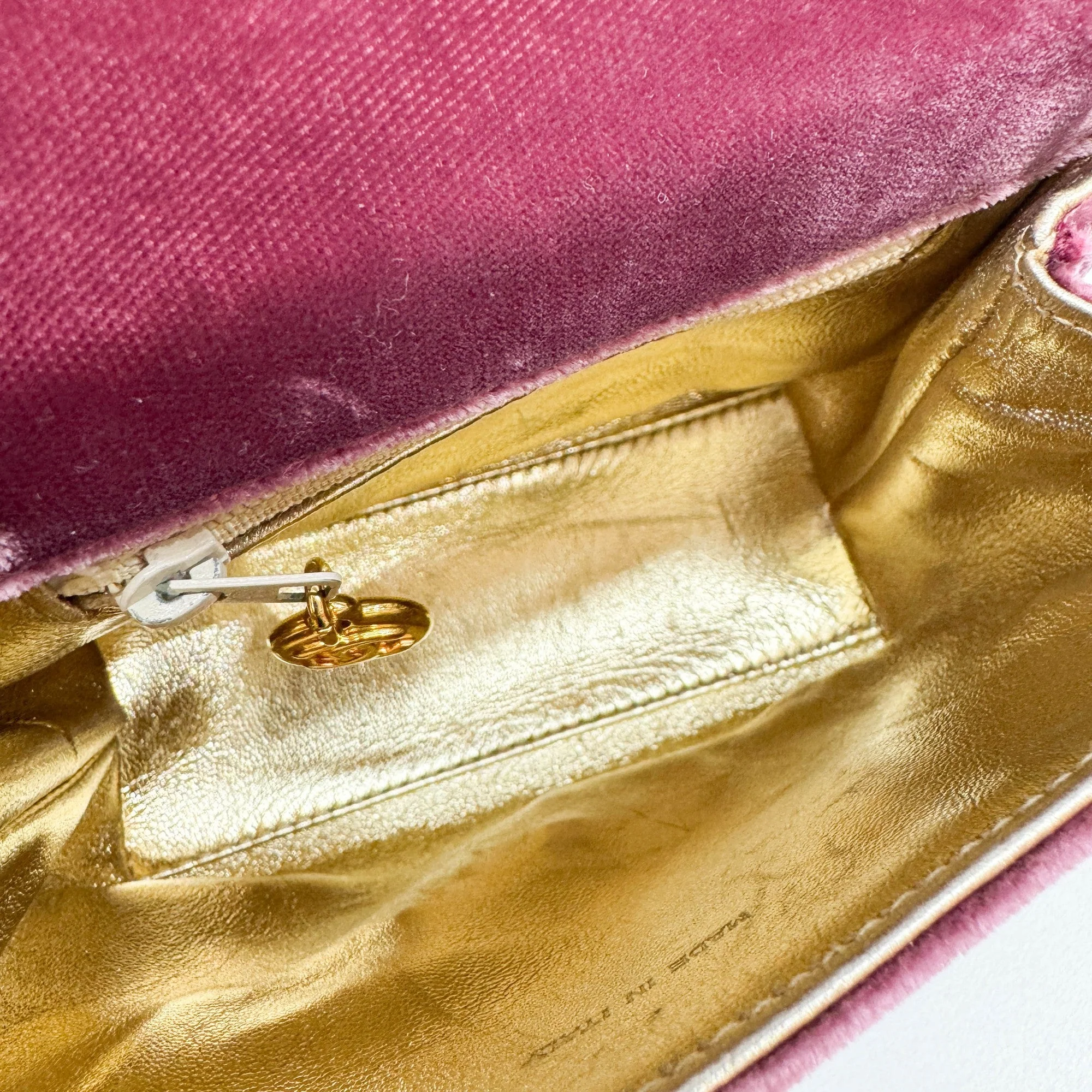Evening 1994-1996 Dusty Rose Velvet Hand Bag - Image 19