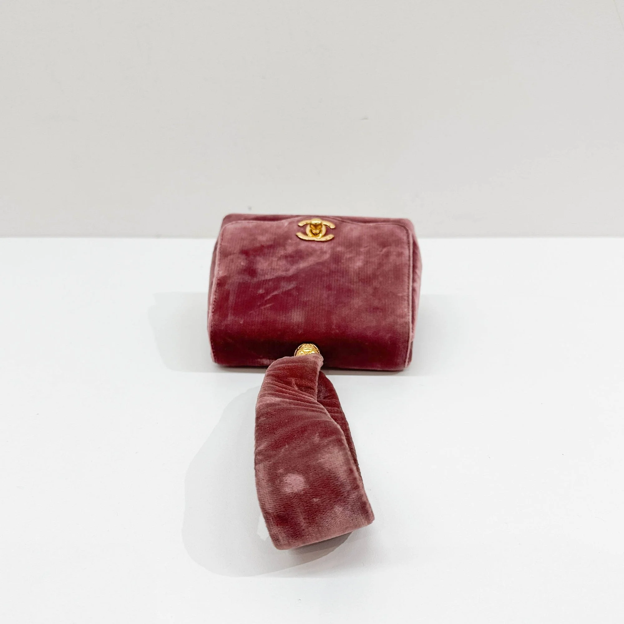 Evening 1994-1996 Dusty Rose Velvet Hand Bag - Image 6