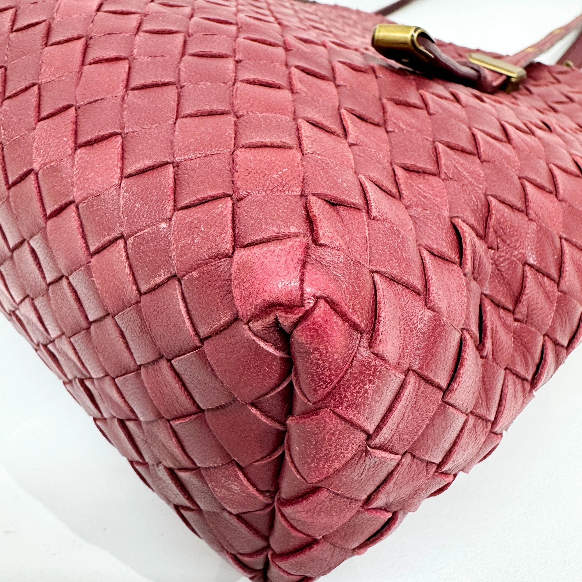 Mini Shopper Red Intrecciato Leather Shoulder Bag - Image 11