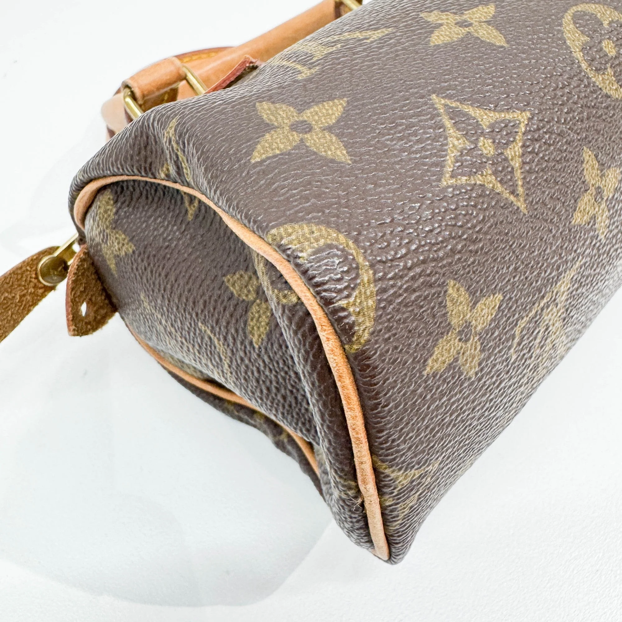 Mini Speedy Brown Monogram Canvas Hand Bag - Image 10