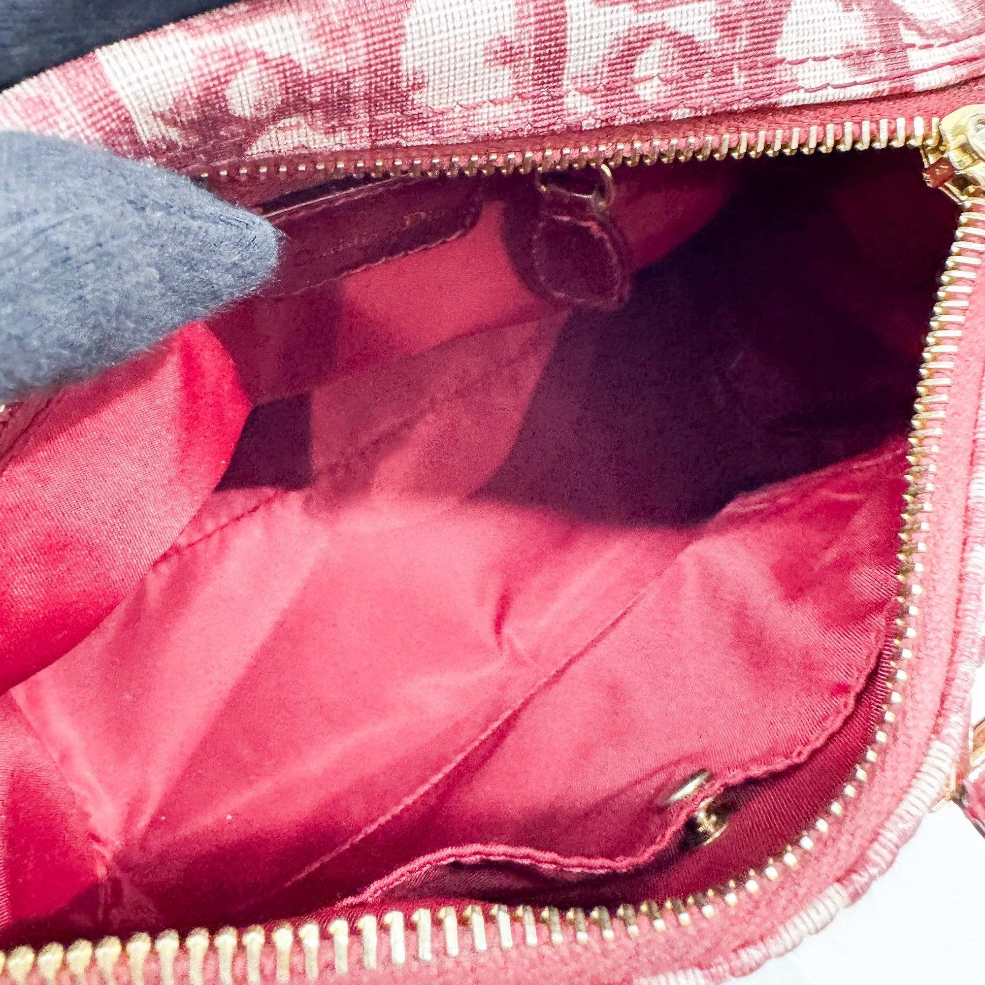 Mini Trotter Wine Red Boston Handle Bag - Image 14