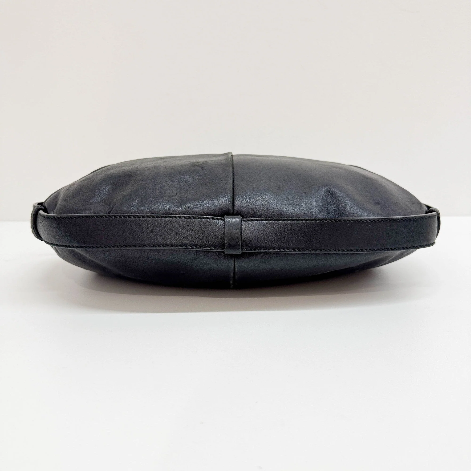 Mombasa Black Handle Bag - Image 8