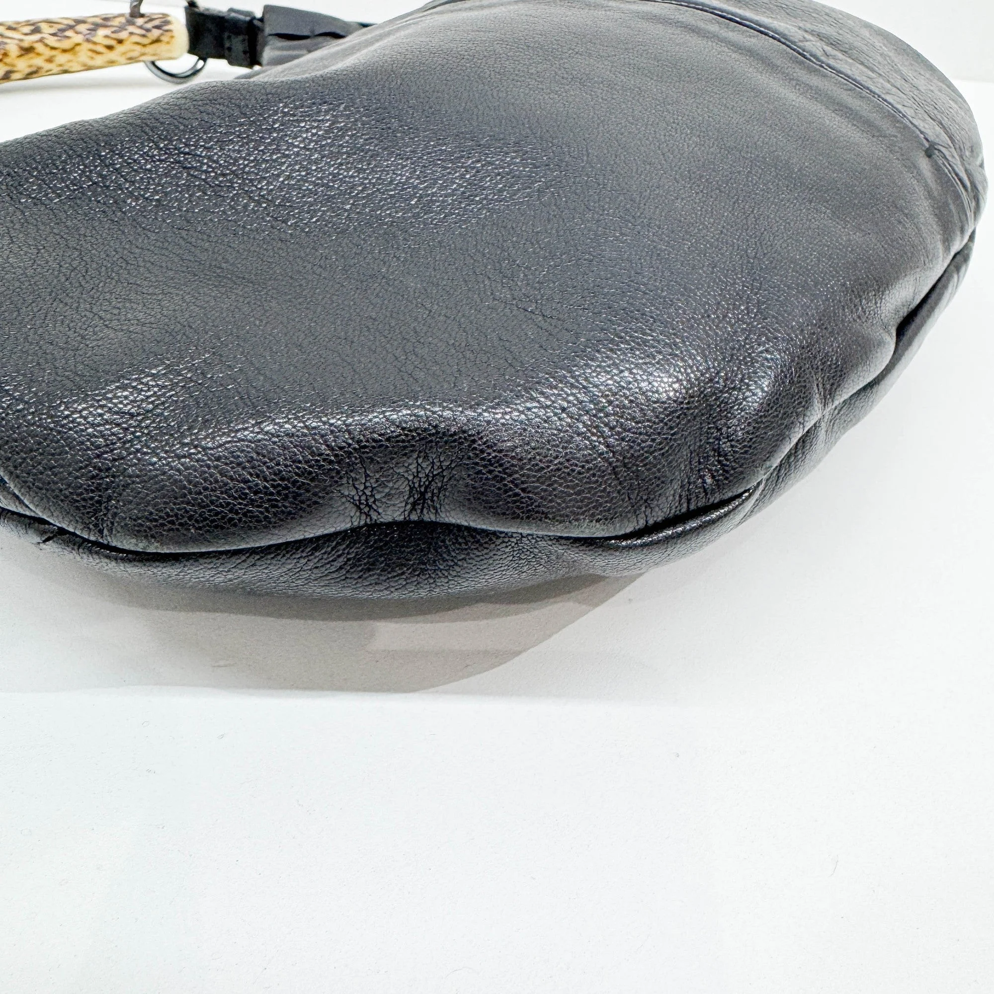 Mombasa Black Leather Shoulder Bag - Image 14