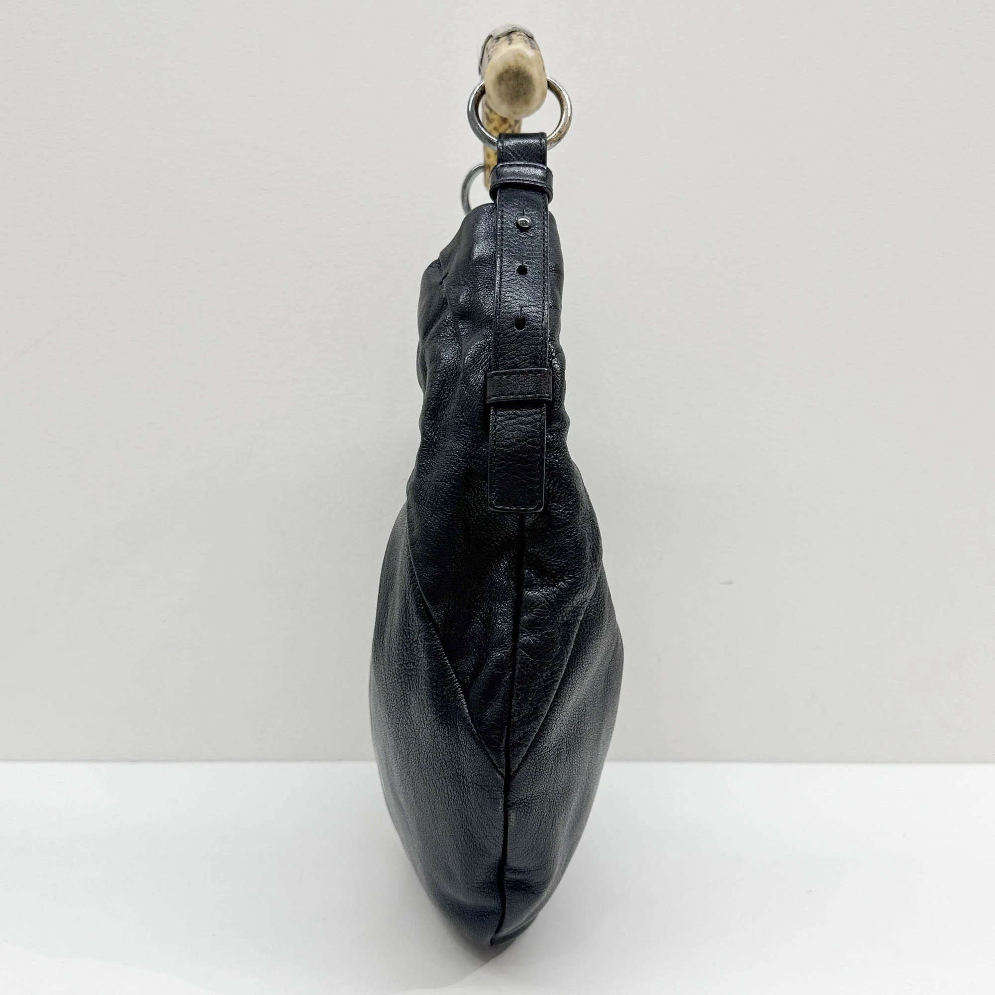 Mombasa Black Leather Shoulder Bag - Image 5