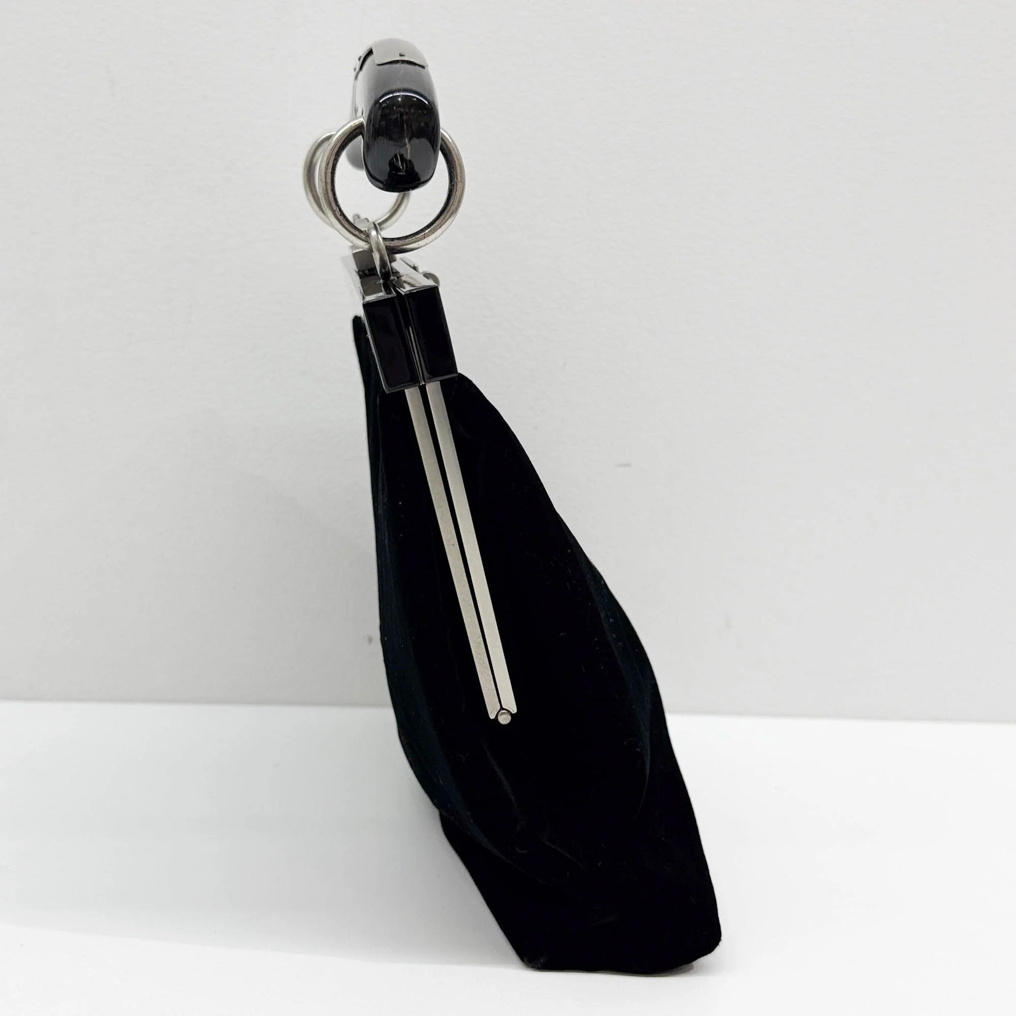 Mombasa Black Velvet Hand Bag - Image 5