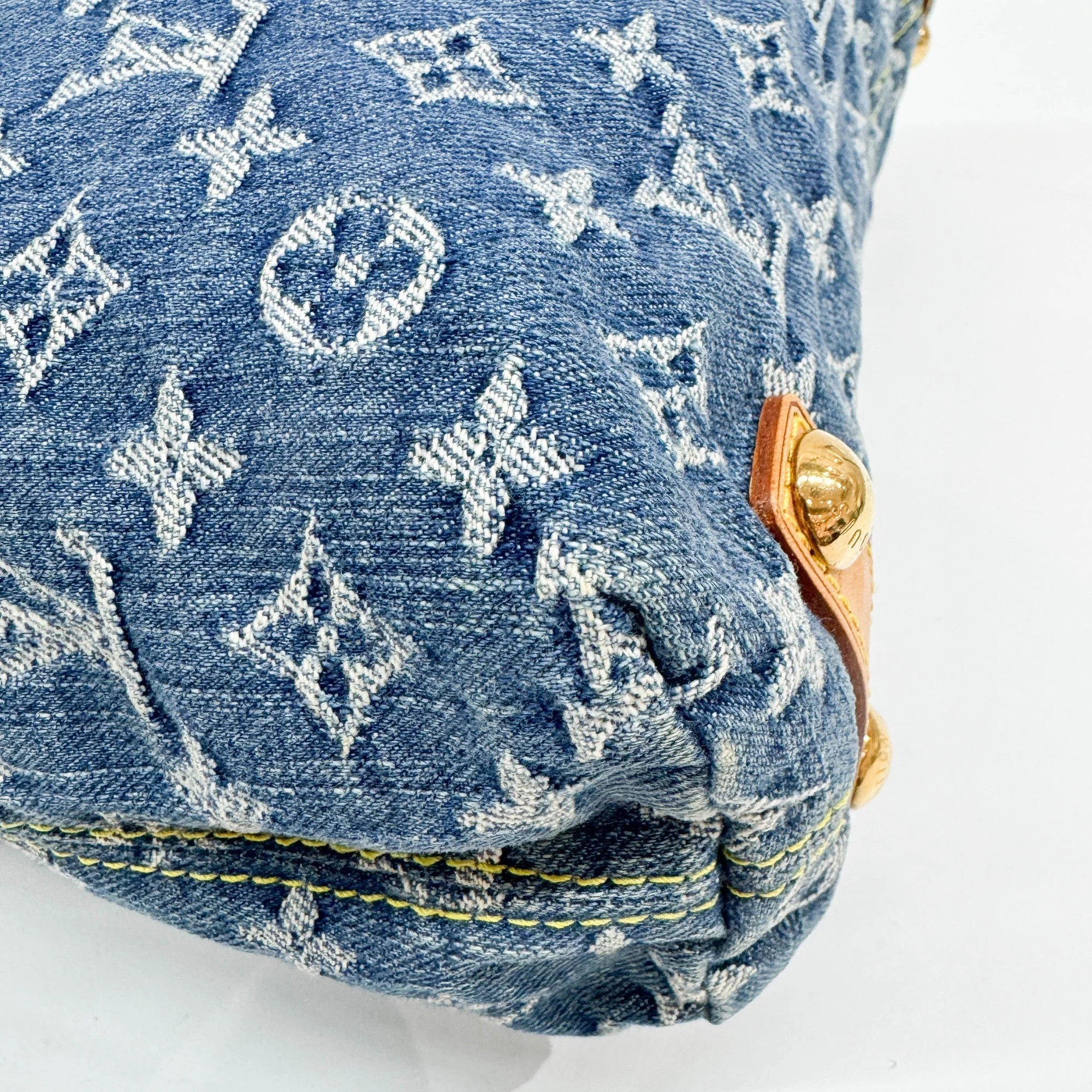 Neo Baggy Blue Monogram Canvas Denim Shoulder Bag - Image 12
