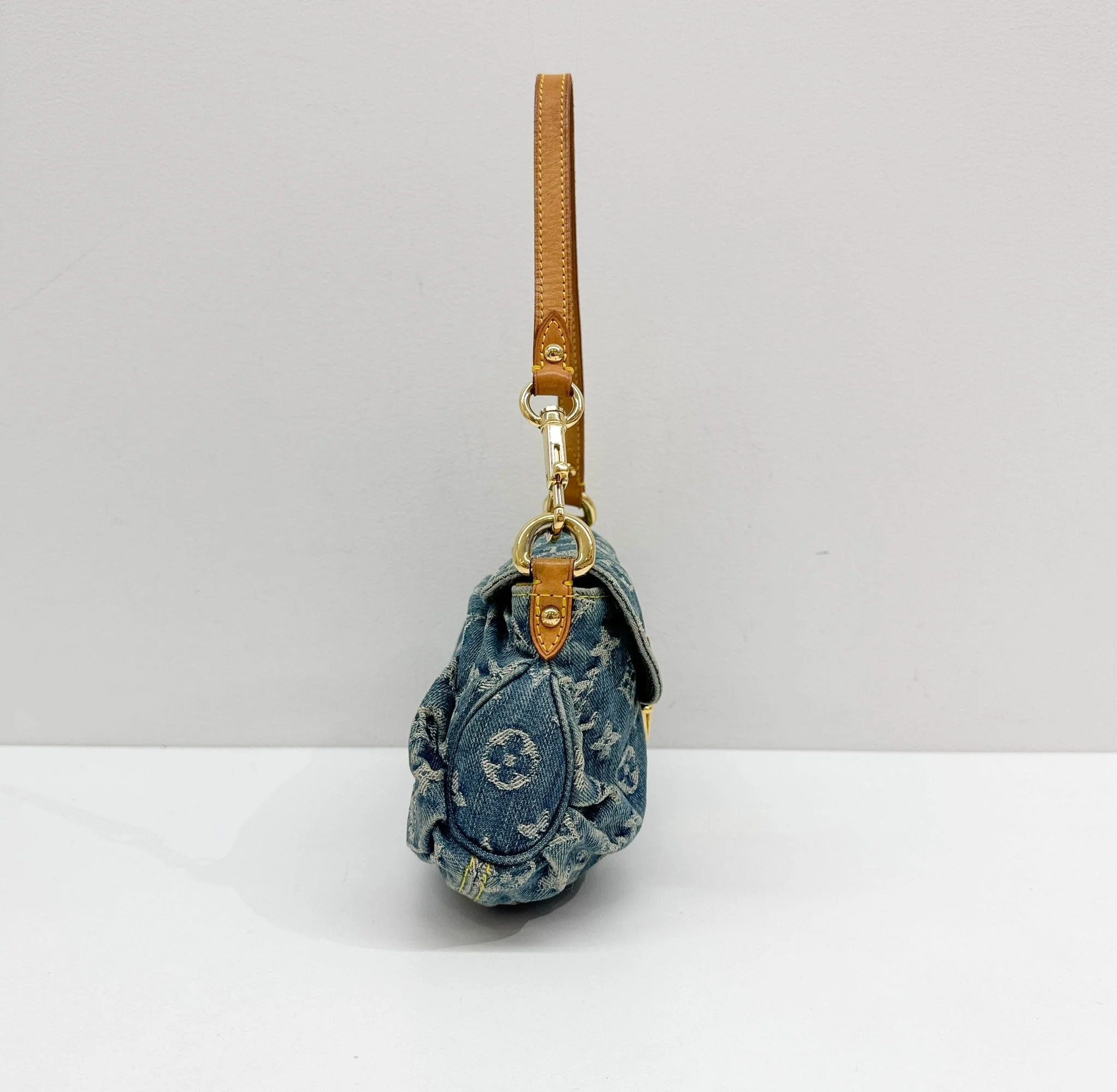 Neo Pleaty Blue Monogram Denim Shoulder Bag - Image 4
