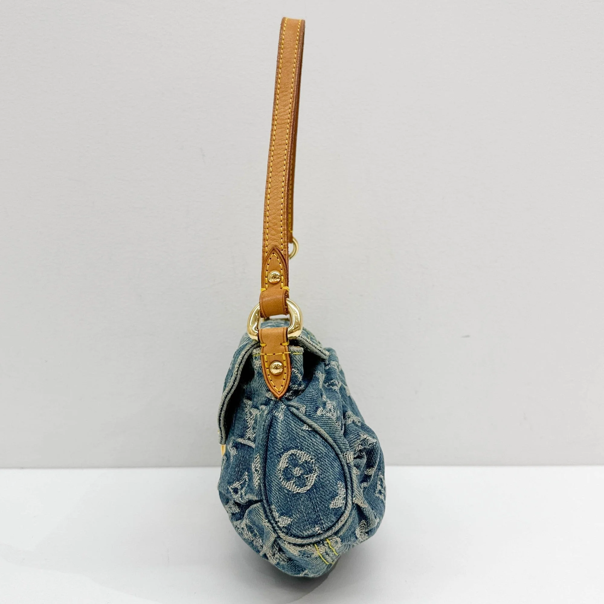 Neo Pleaty Blue Monogram Denim Shoulder Bag - Image 5