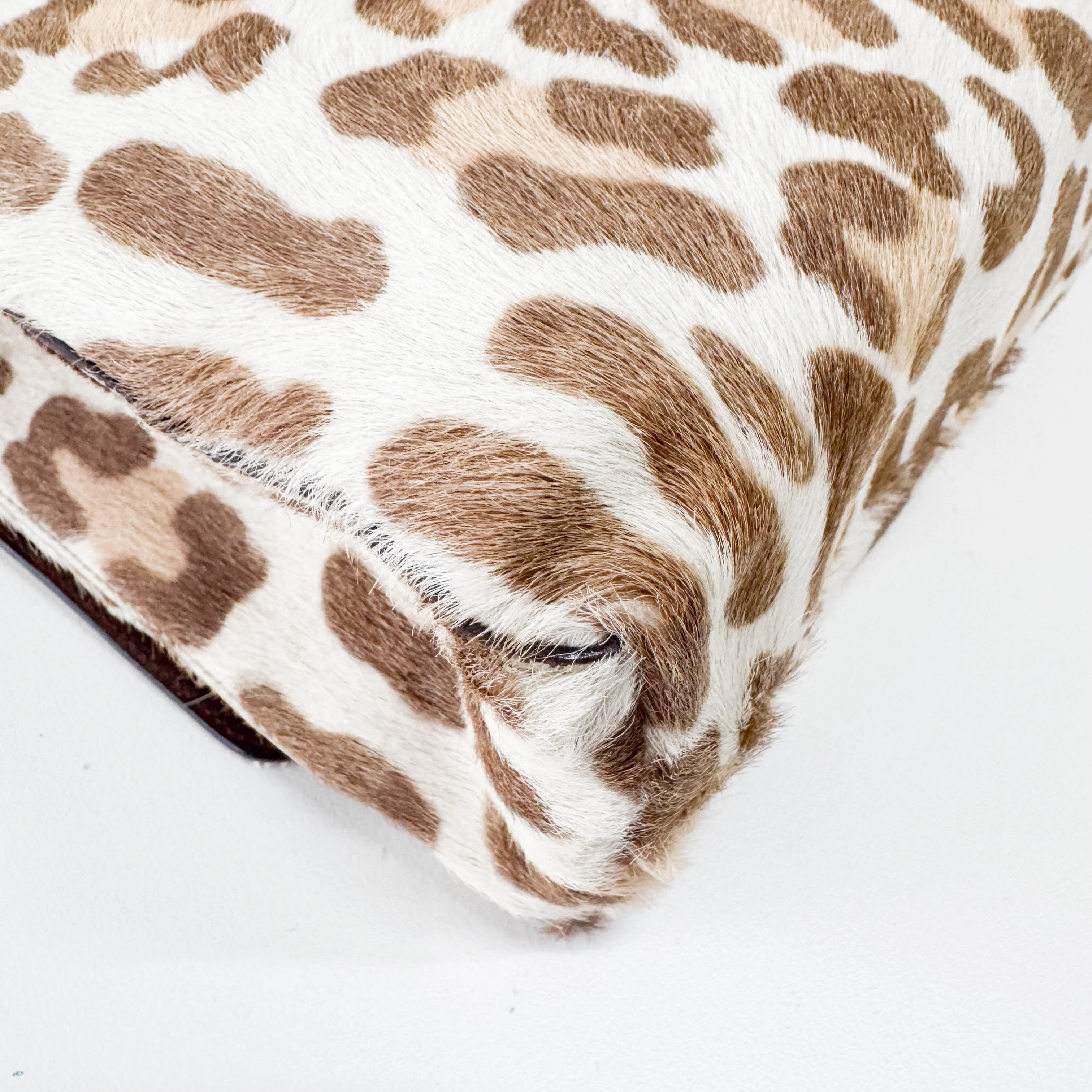 Neutral Leopard Print Pony Hair Chain Bag - Image 11