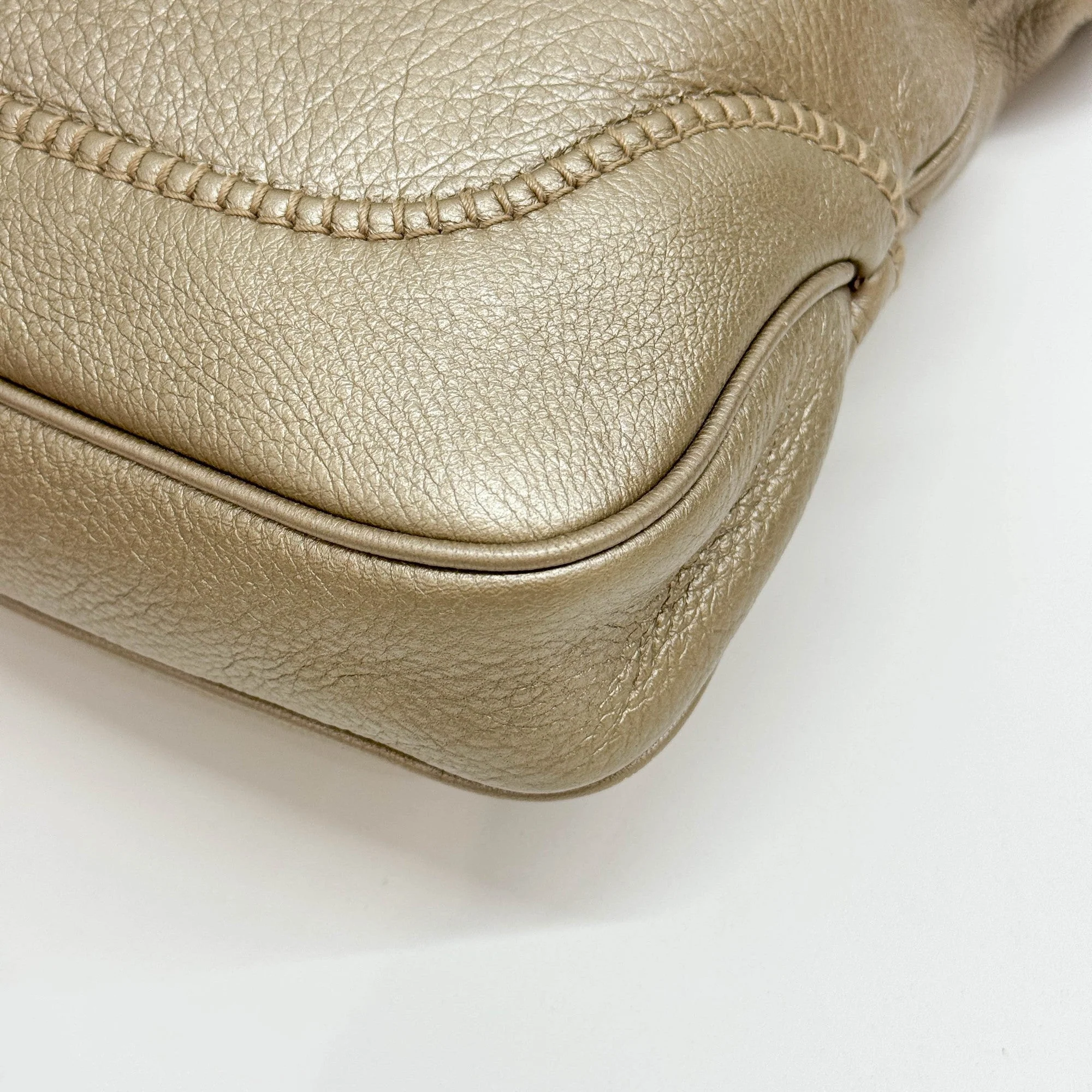 New Jackie 1961 Metallic Gold Leather Two Way Bag - Image 10