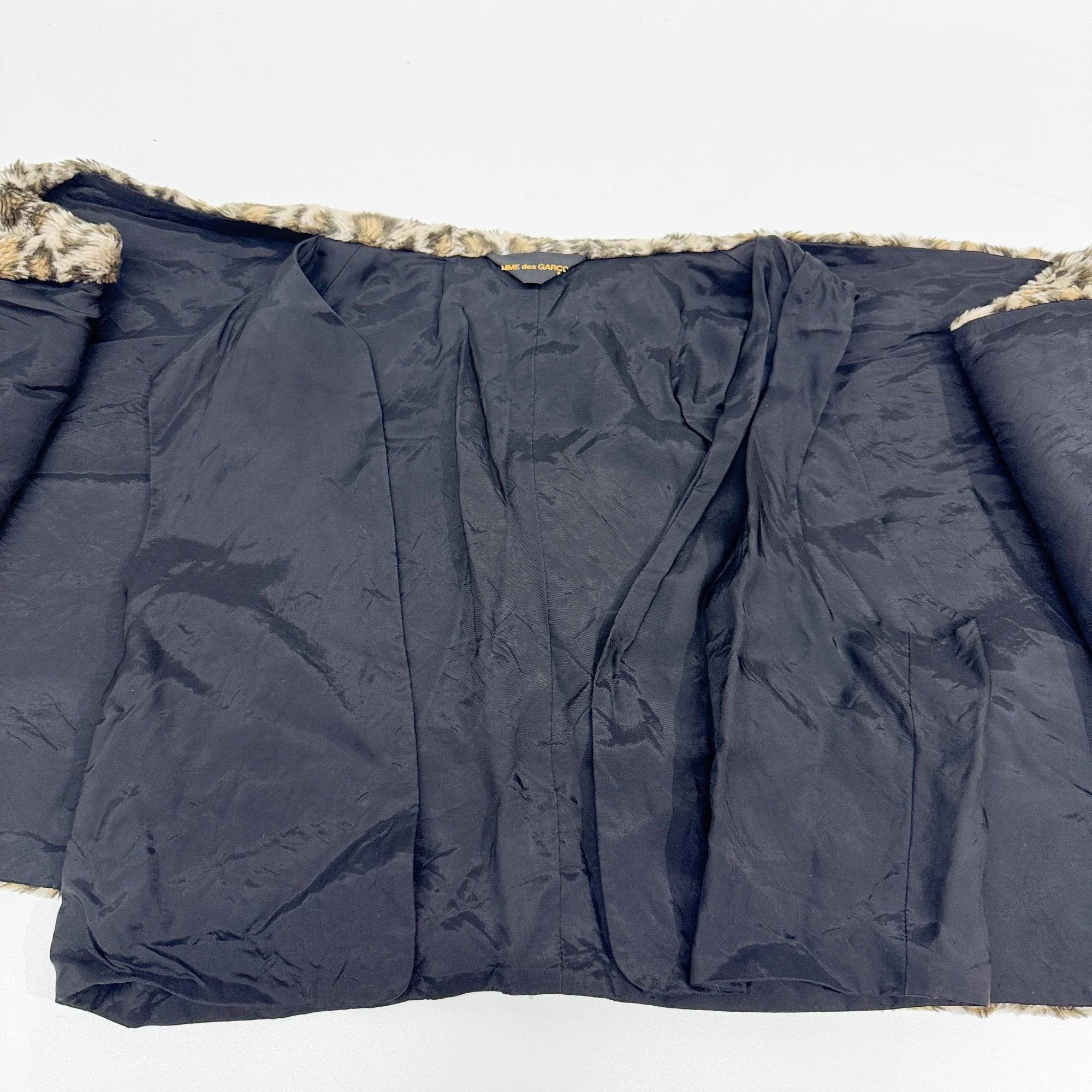 One Size Beige Leopard Print Fur Vest & Shawl - Image 10