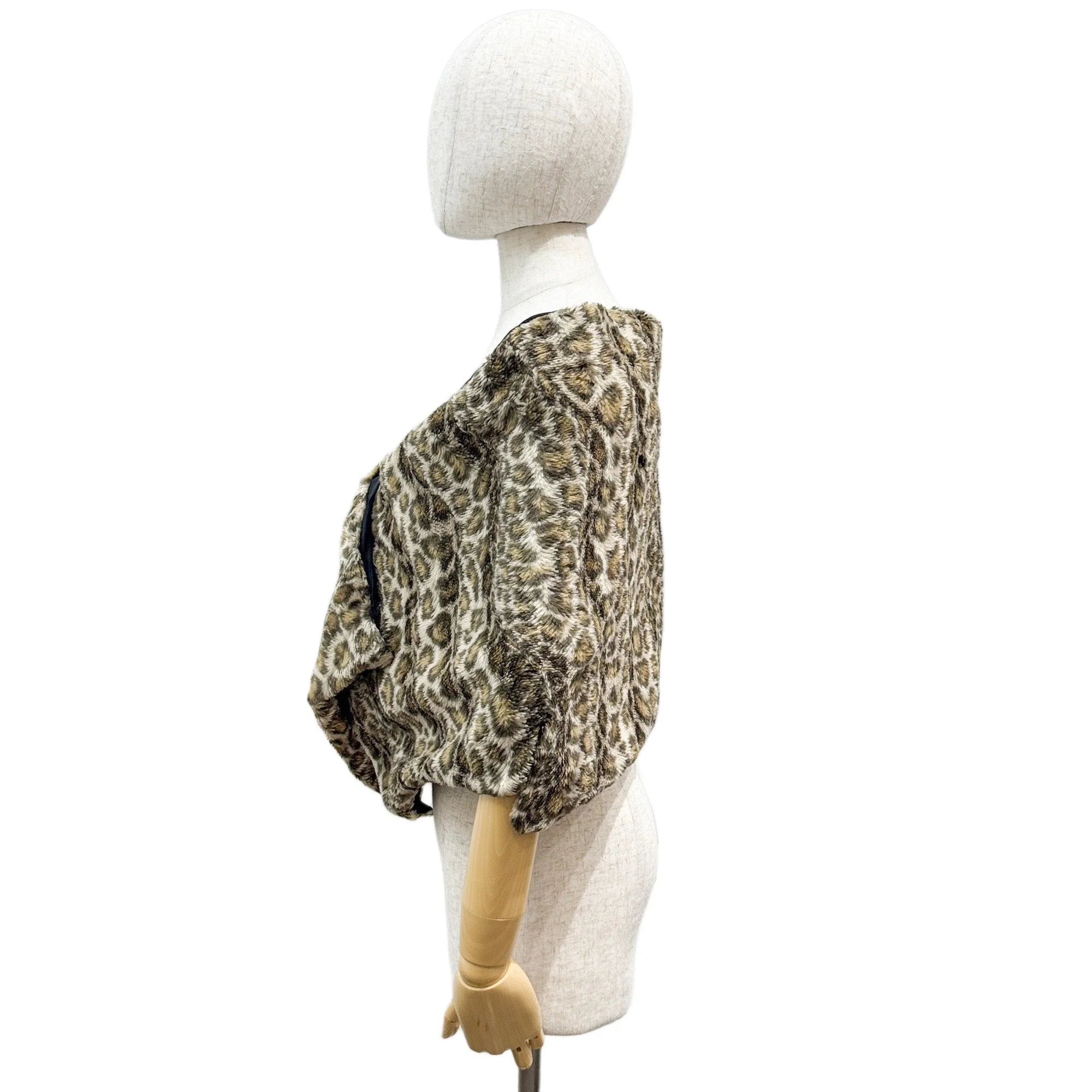 One Size Beige Leopard Print Fur Vest & Shawl - Image 5