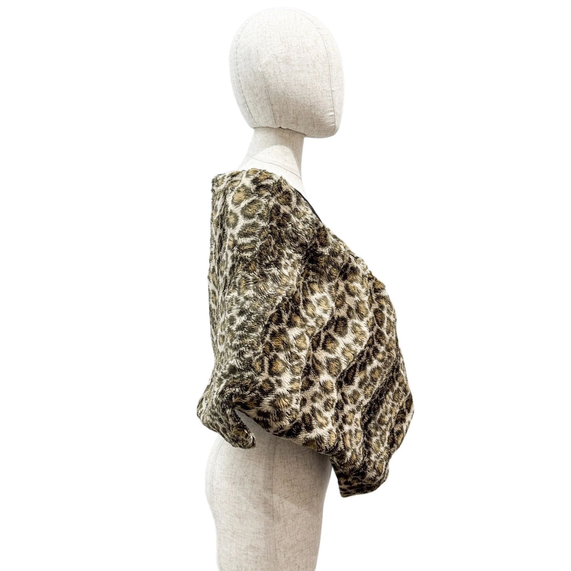 One Size Beige Leopard Print Fur Vest & Shawl - Image 6