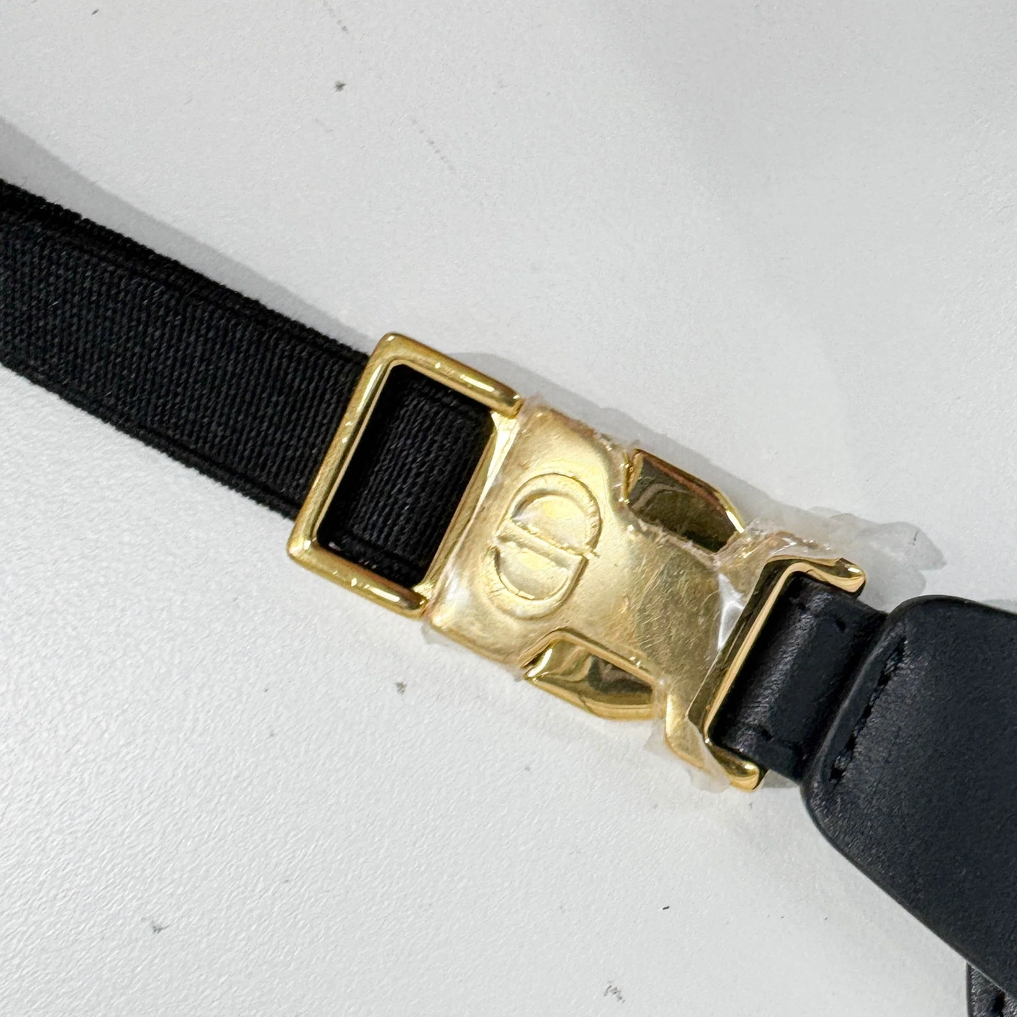 One Size Floral Applique Black Leather Harness - Image 11