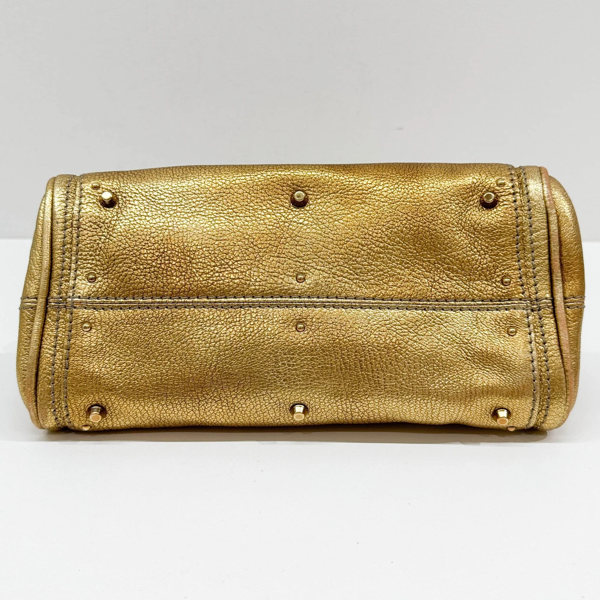Paddington Gold Leather Shoulder Bag - Image 8