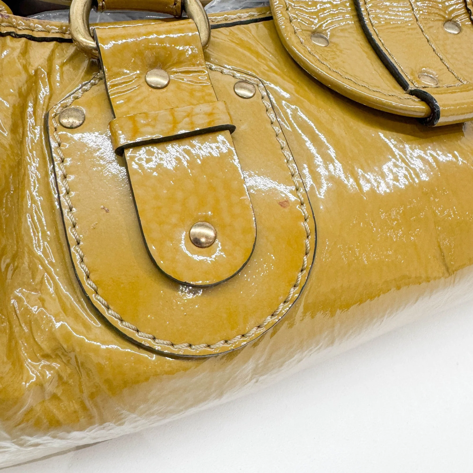 Paddington Horse Charm Ocher Brown Patent Leather Shoulder Bag - Image 17