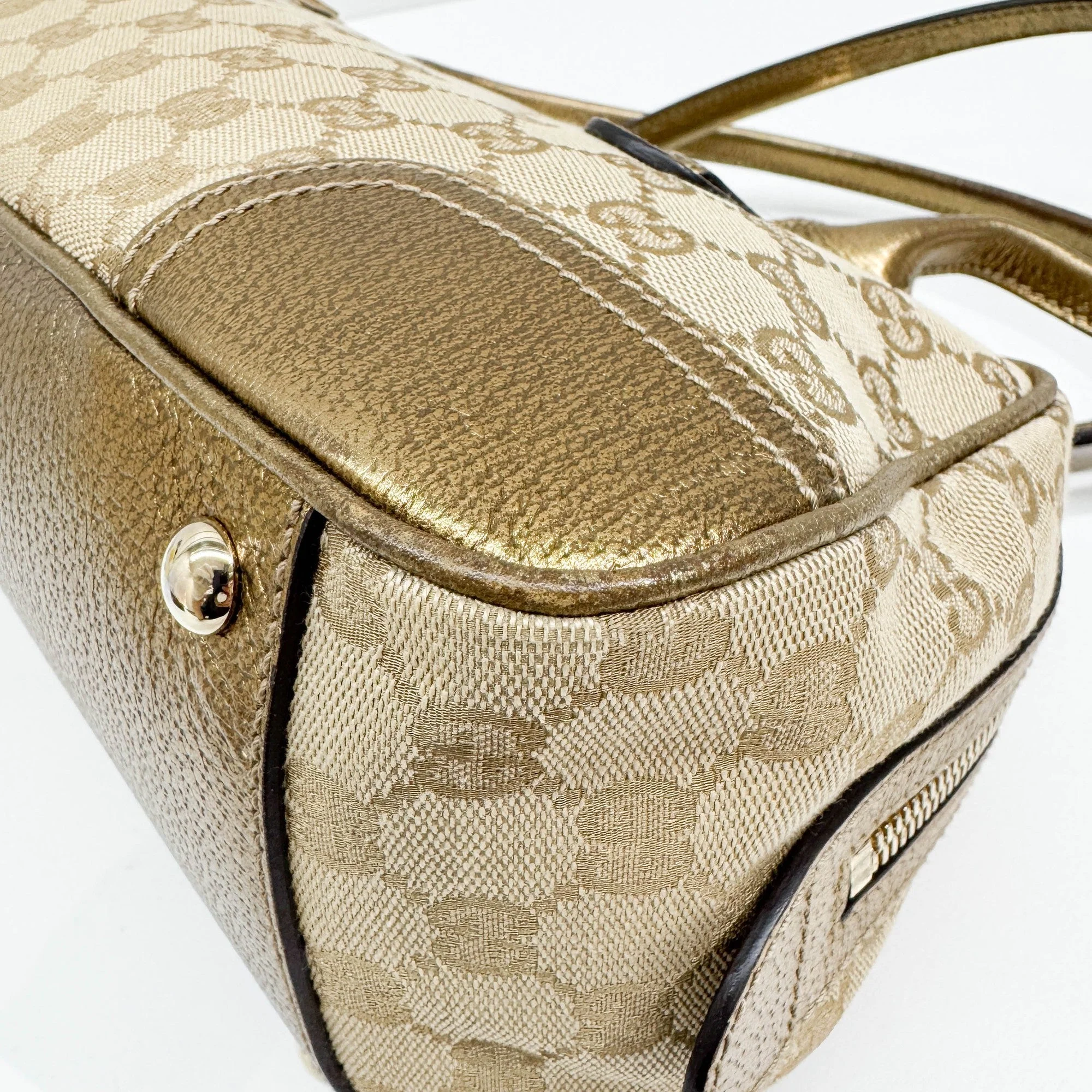 Princy Boston Gold Trim and Beige GG Canvas Shoulder Bag - Image 10