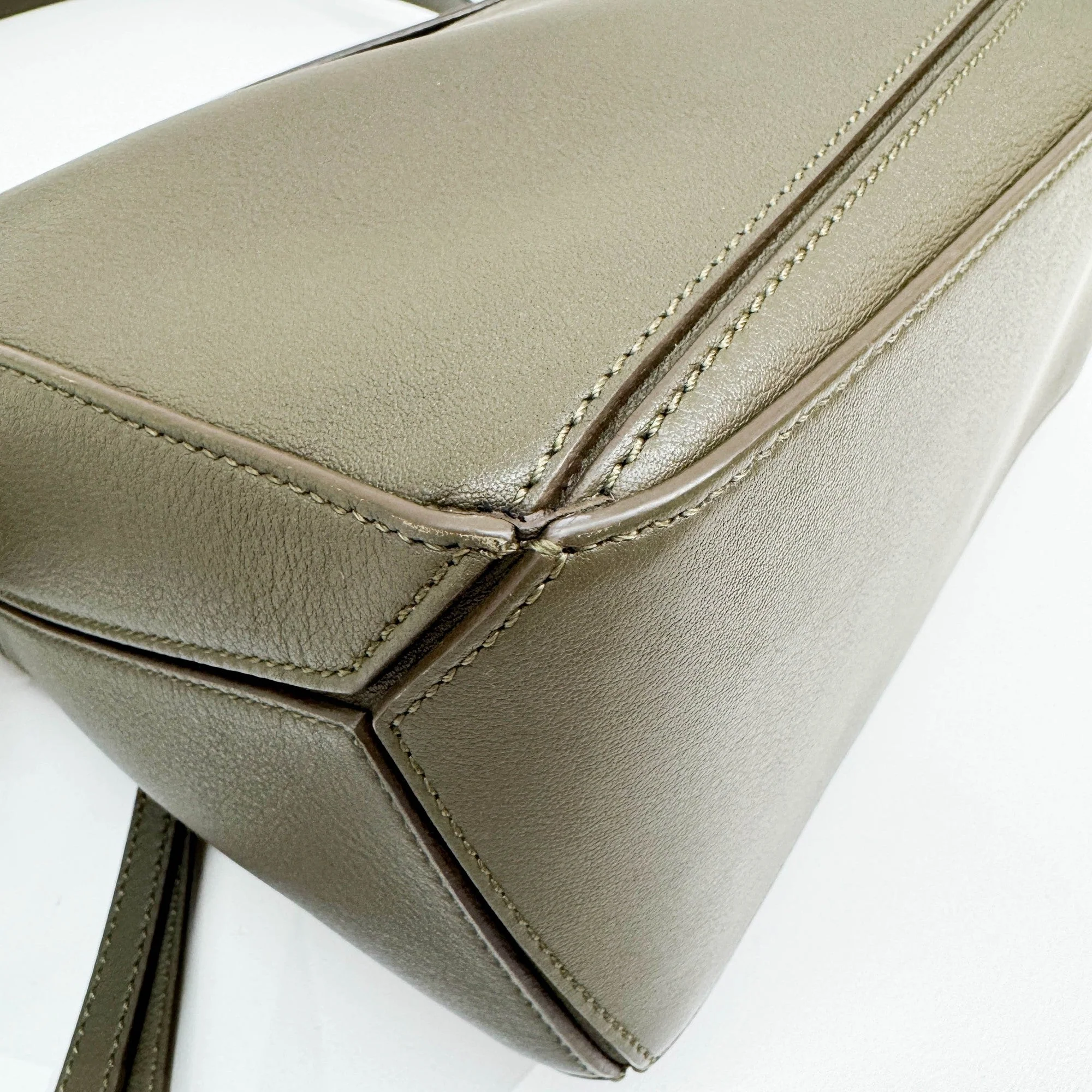 Puzzle Army Green Leather Two Way Bag - Image 11