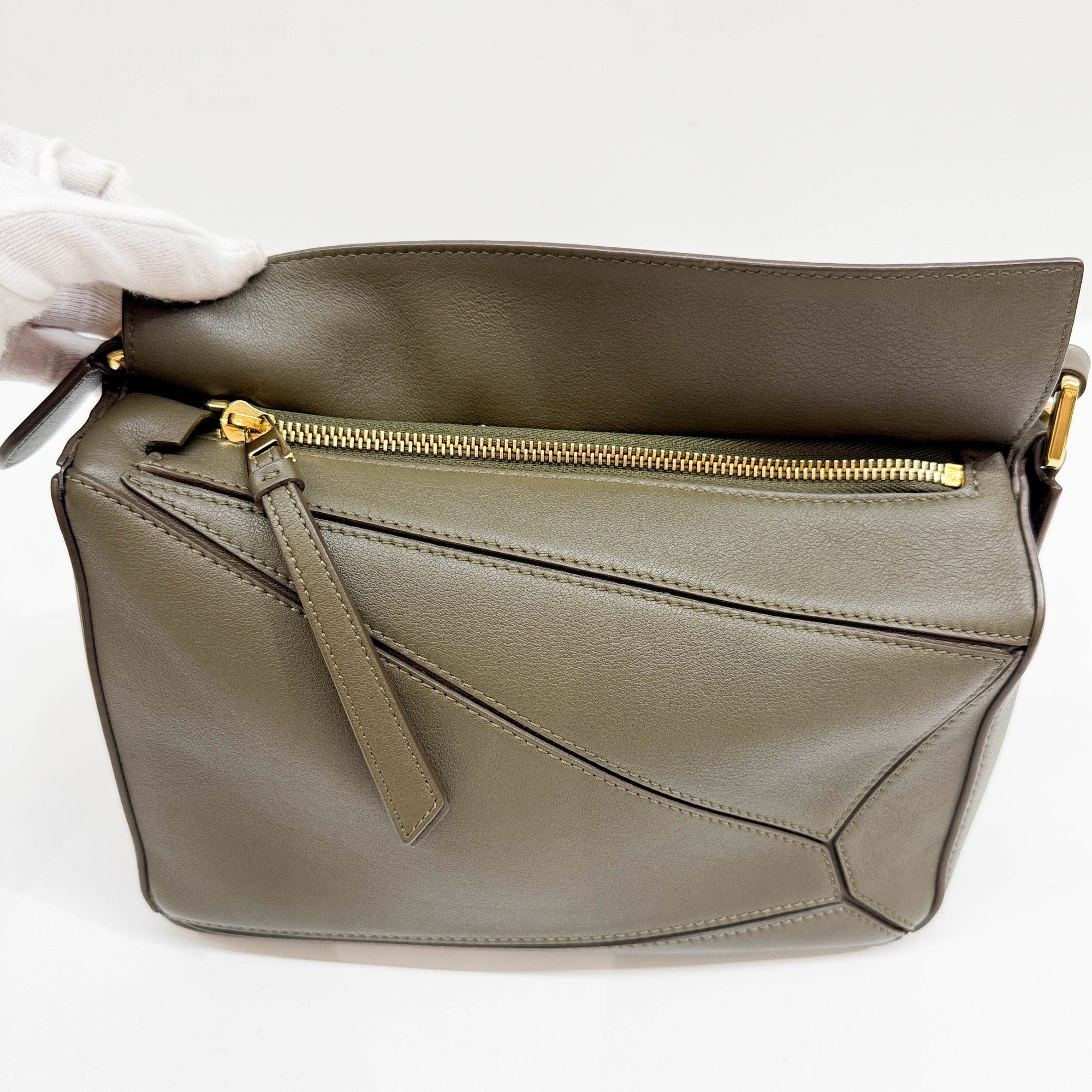 Puzzle Army Green Leather Two Way Bag - Image 17