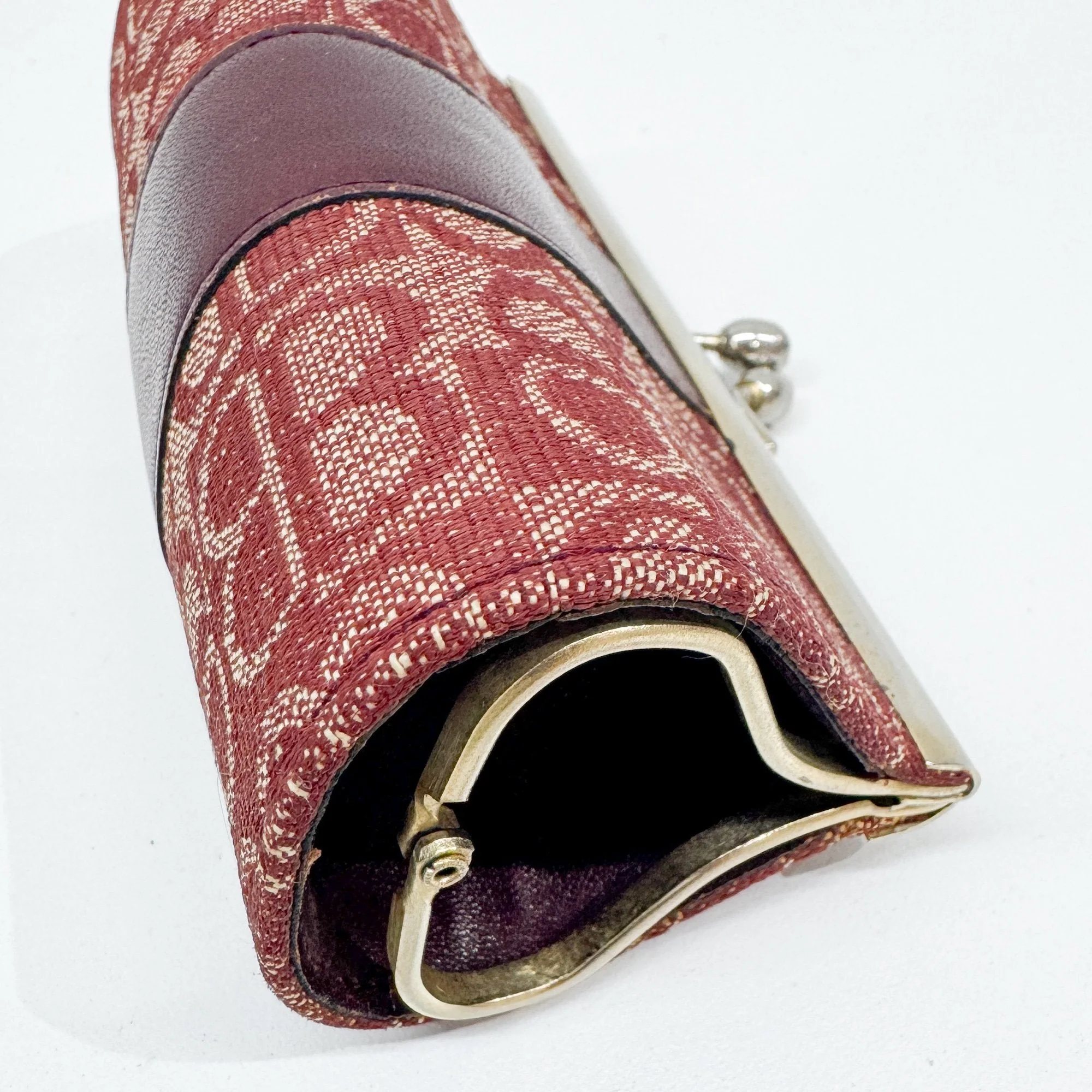 Red BB Canvas Coin Pouch - Image 11