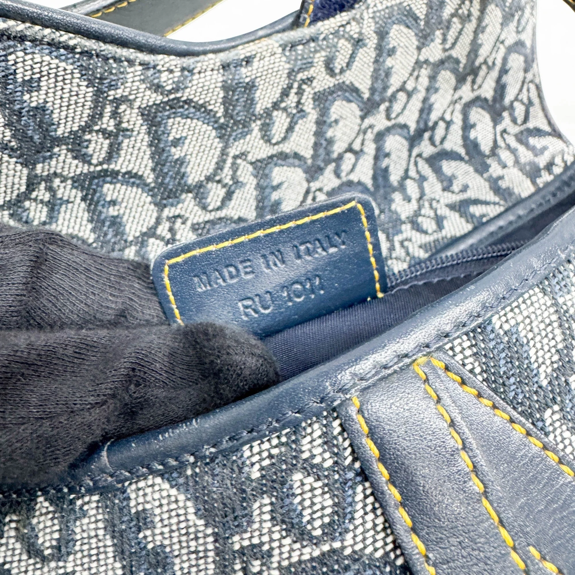 Saddle Blue Trotter Canvas Shoulder Bag - Image 13