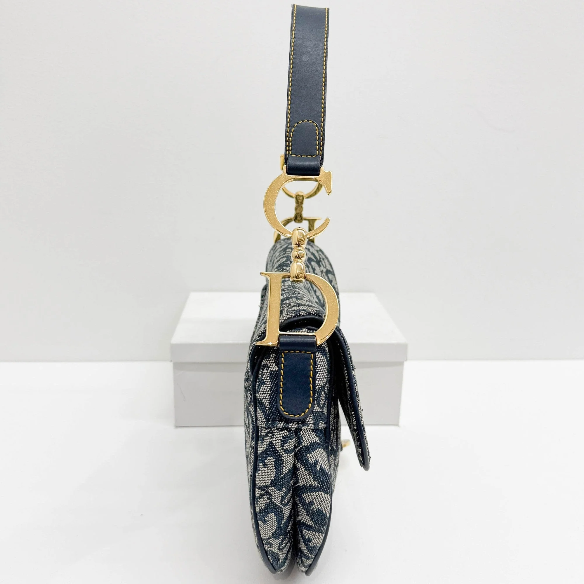Saddle Blue Trotter Canvas Shoulder Bag - Image 4