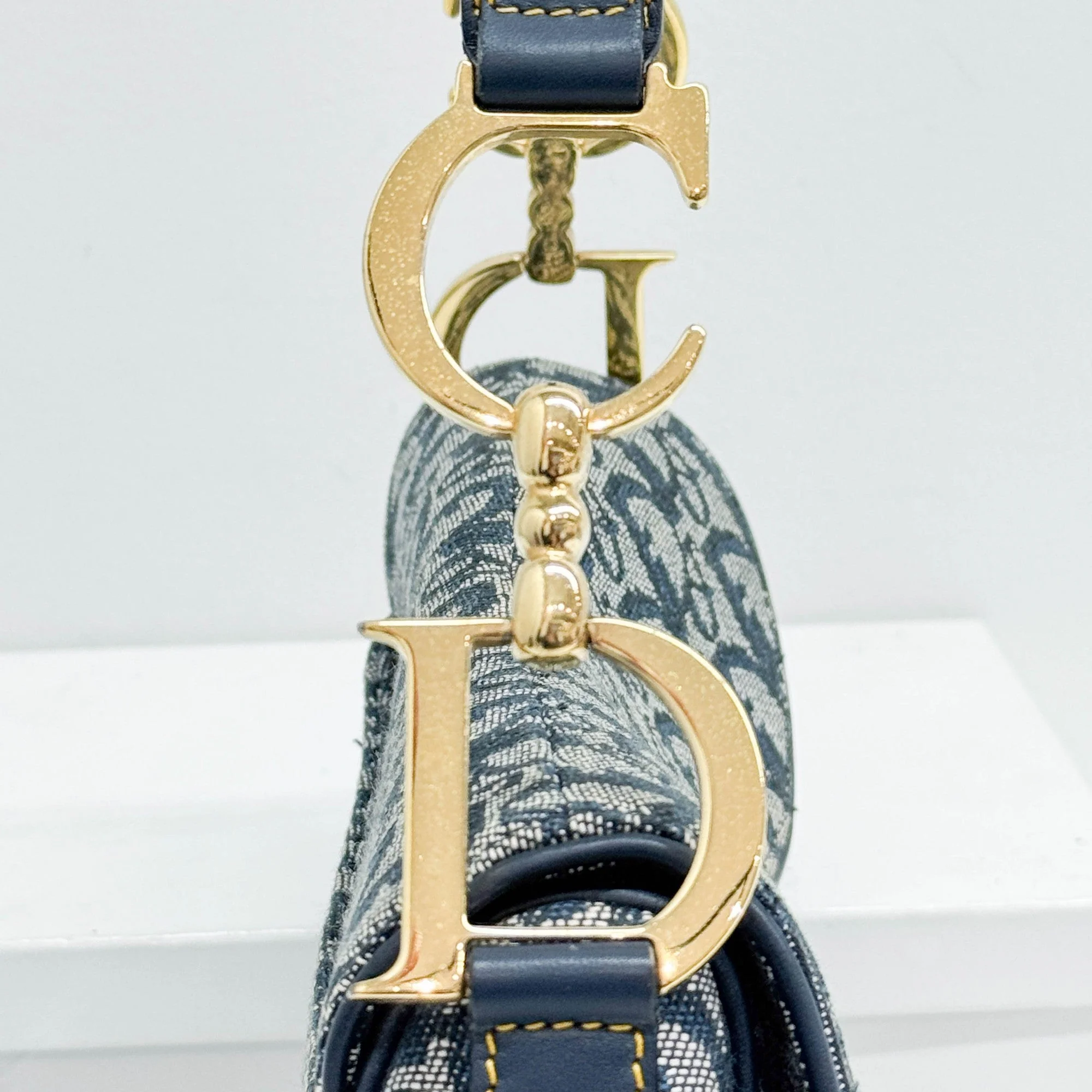 Saddle Blue Trotter Canvas Shoulder Bag - Image 5