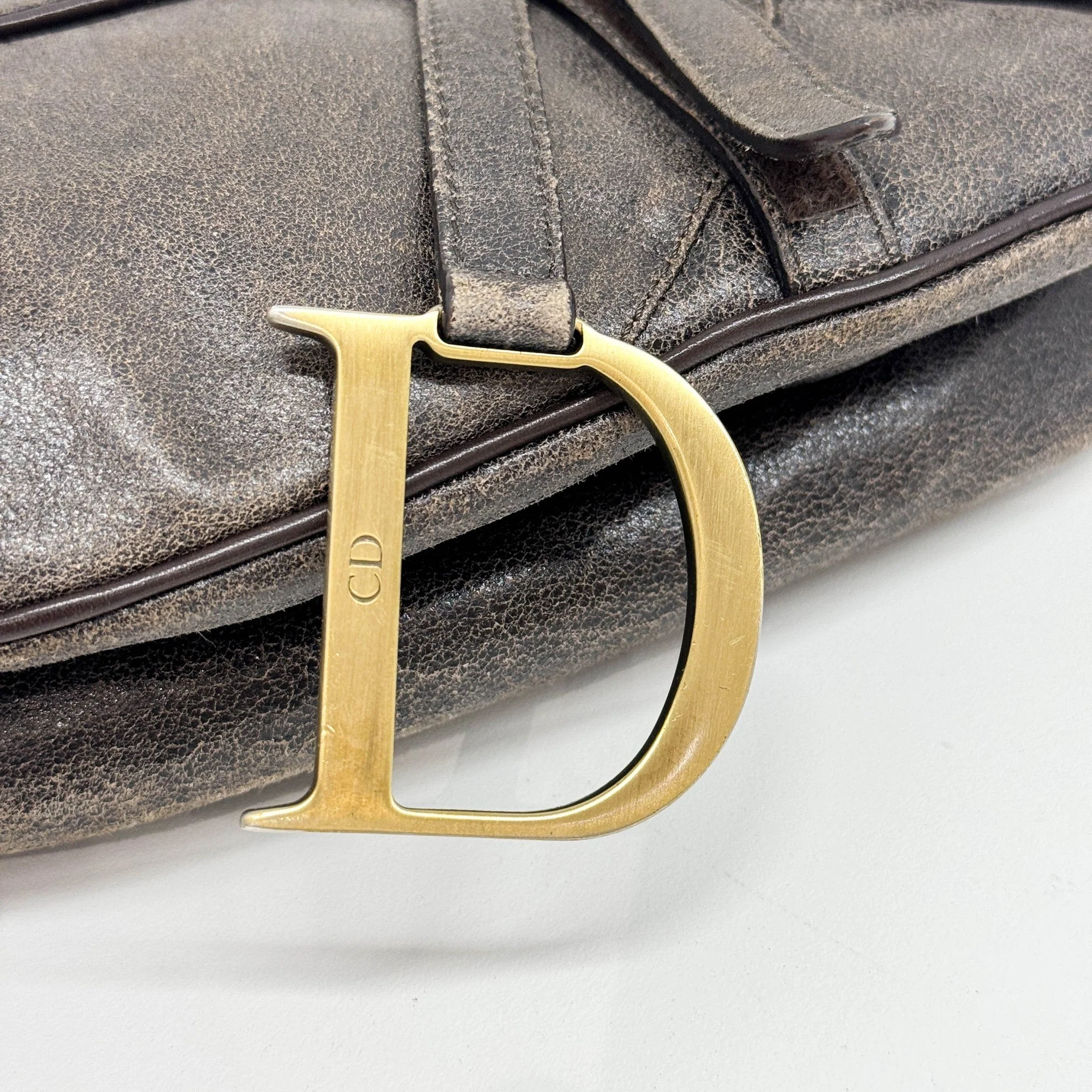Saddle in Brown Leather and Gold Hardware Shoulder Bag - Image 8
