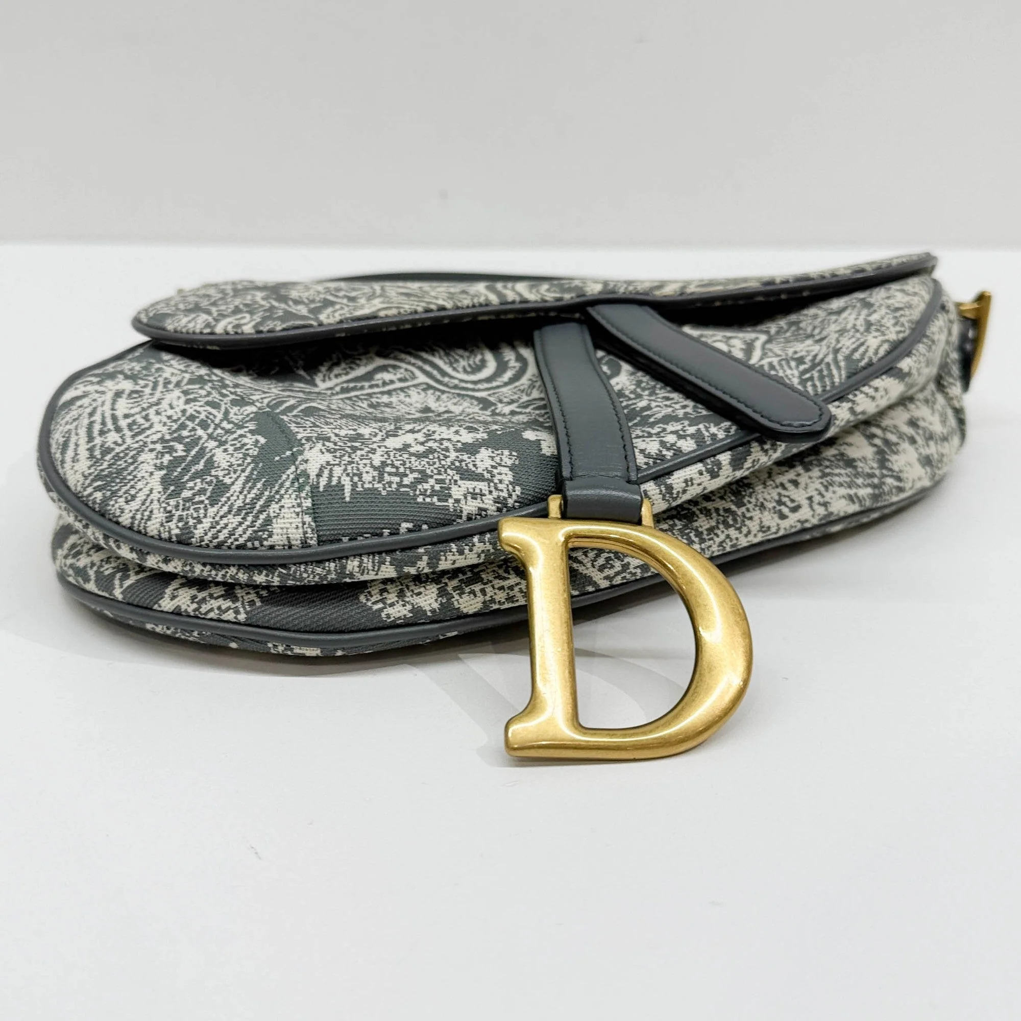 Saddle Jungle Design Grey Canvas Shoulder Bag - Image 7