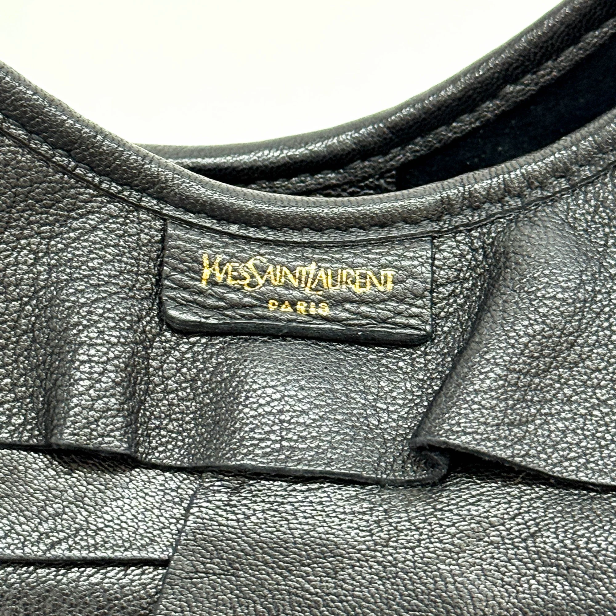 Saint Tropez Black Leather Shoulder Bag - Image 13