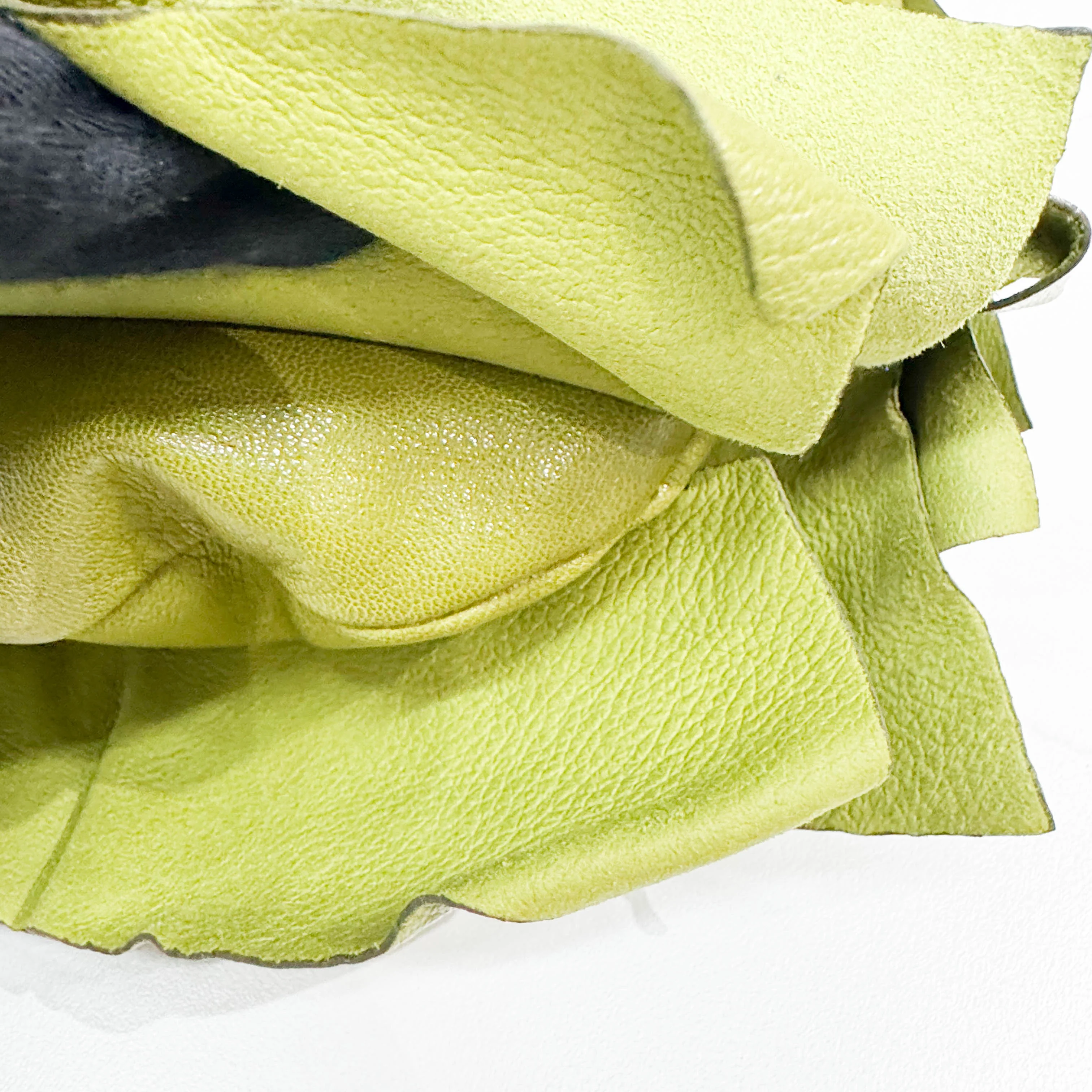 Saint Tropez Lime Leather Shoulder Bag - Image 15