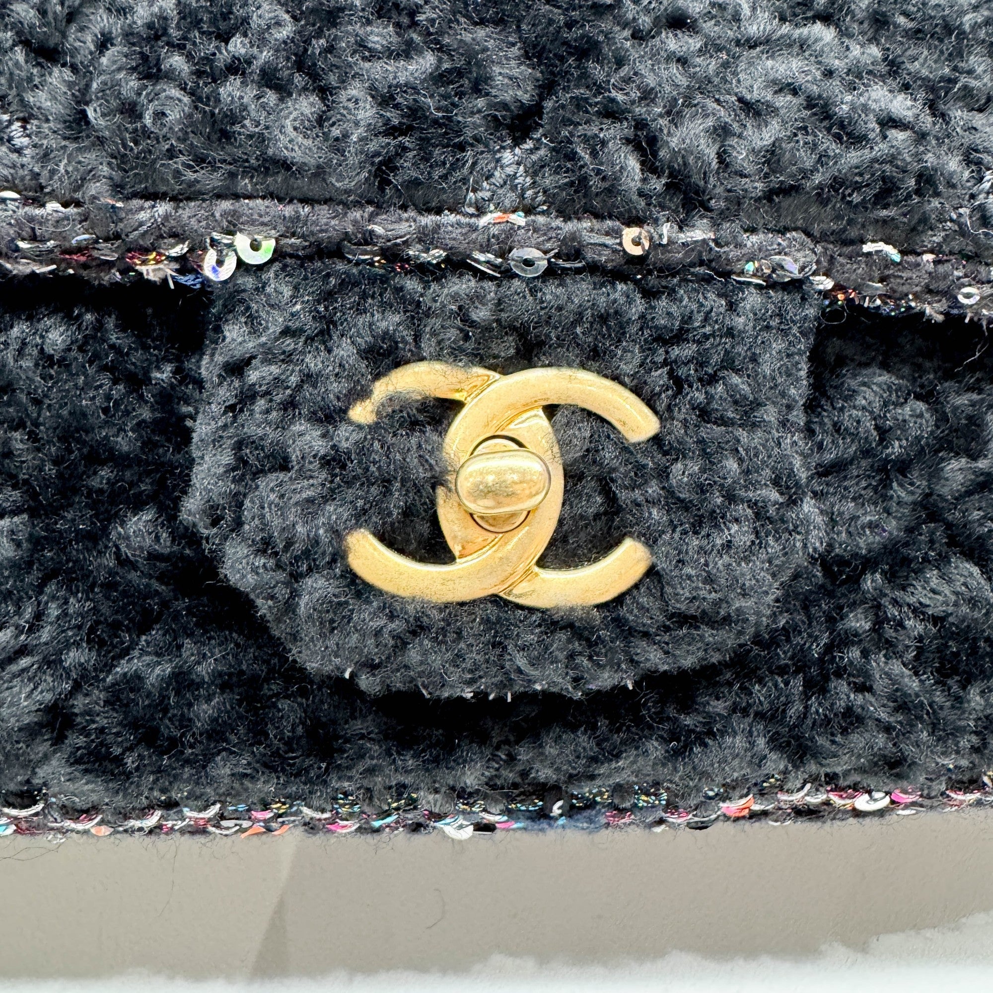 Seasonal Small Flap 2020 Black Quilted Shearling and Multicolor "Fantasy" Tweed Shoulder Bag - Image 14
