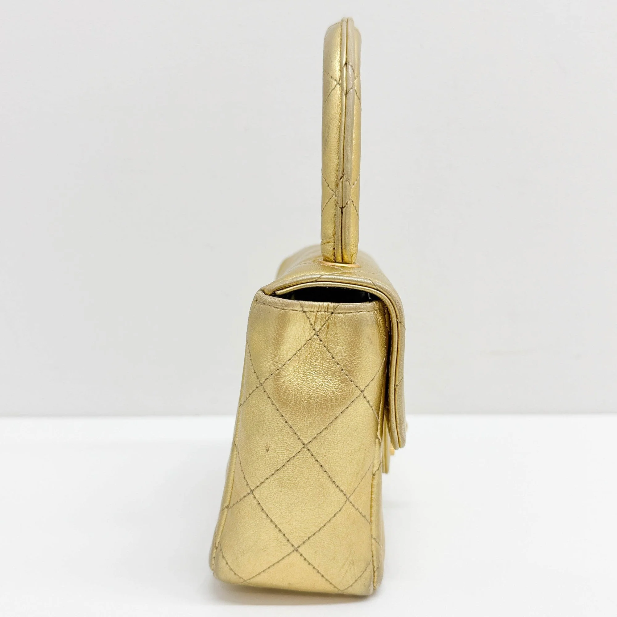Set Of 2 Coco Handle 1994-1996 Matelasse Gold Leather Hand Bags - Image 20