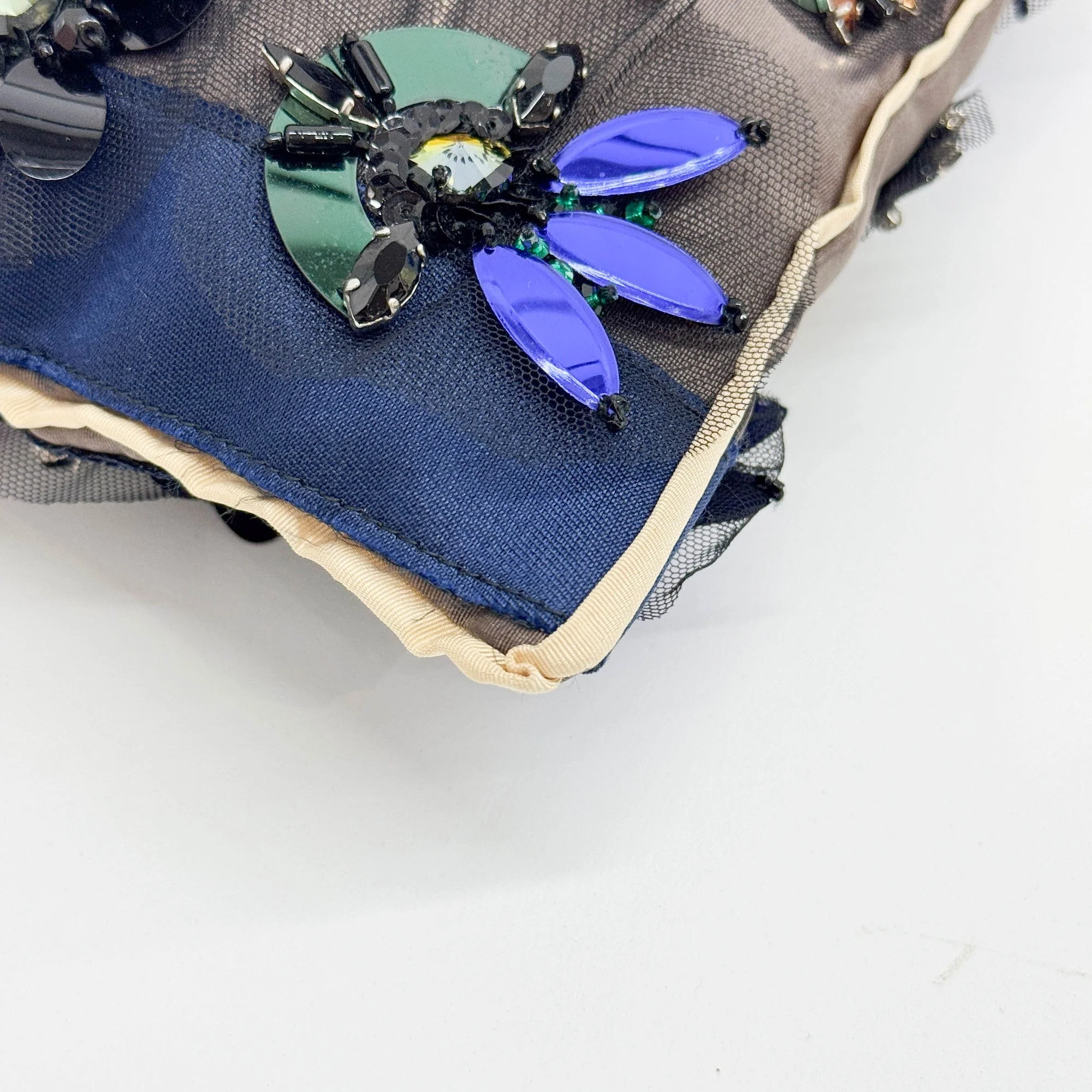 Silk with Beaded Application Handle Bag - Image 16