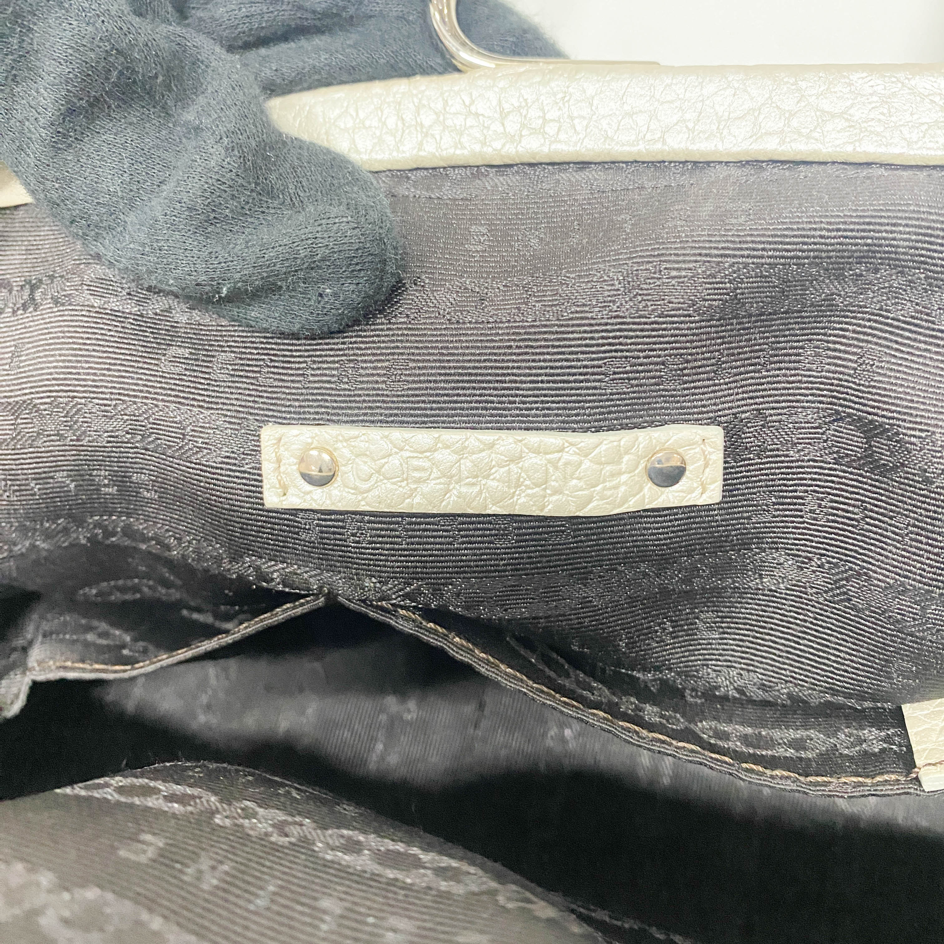Silver Leather Clutch Shoulder Bag - Image 15