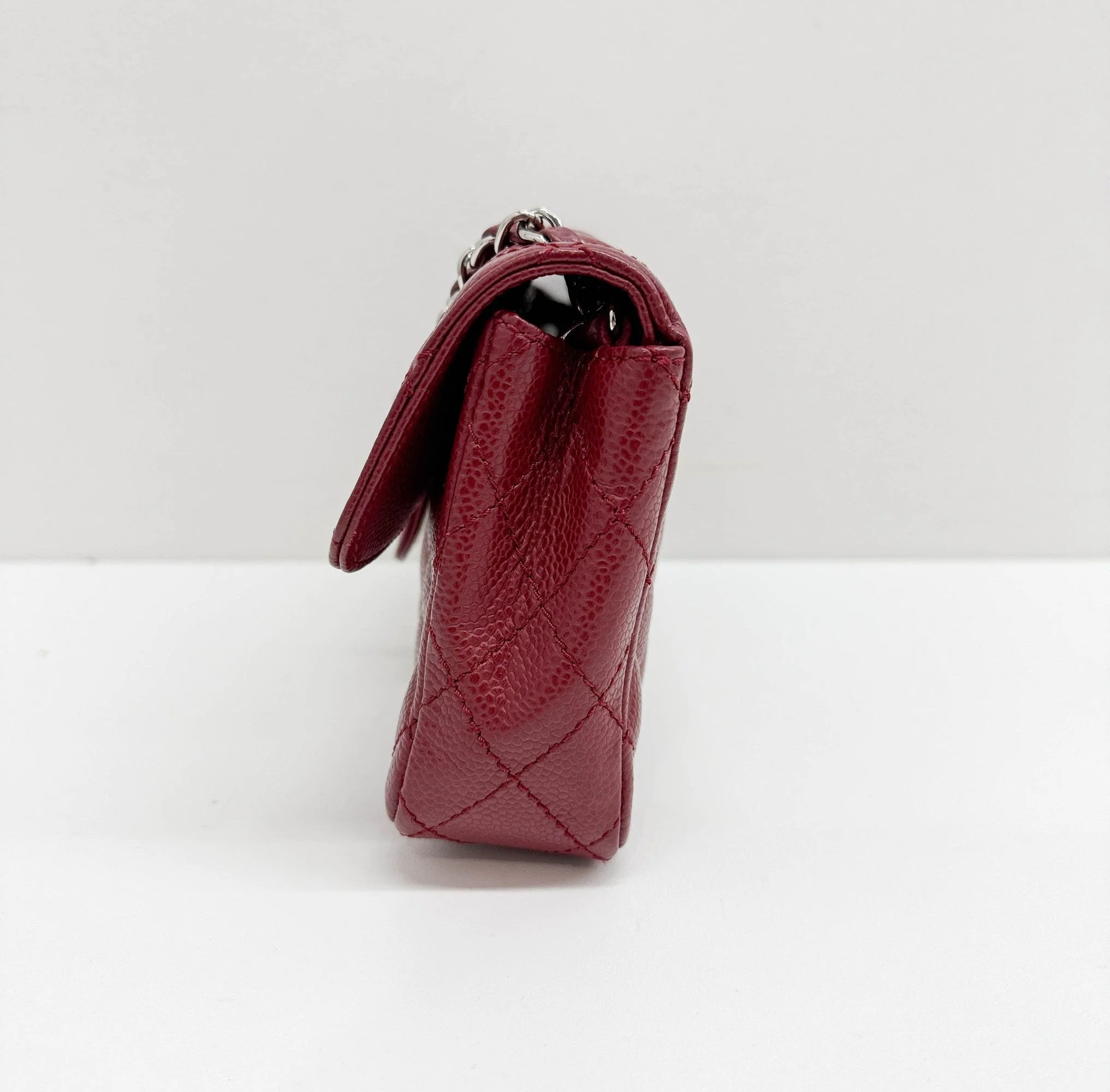 Single Flap Red Caviar Skin Shoulder Bag - Image 4