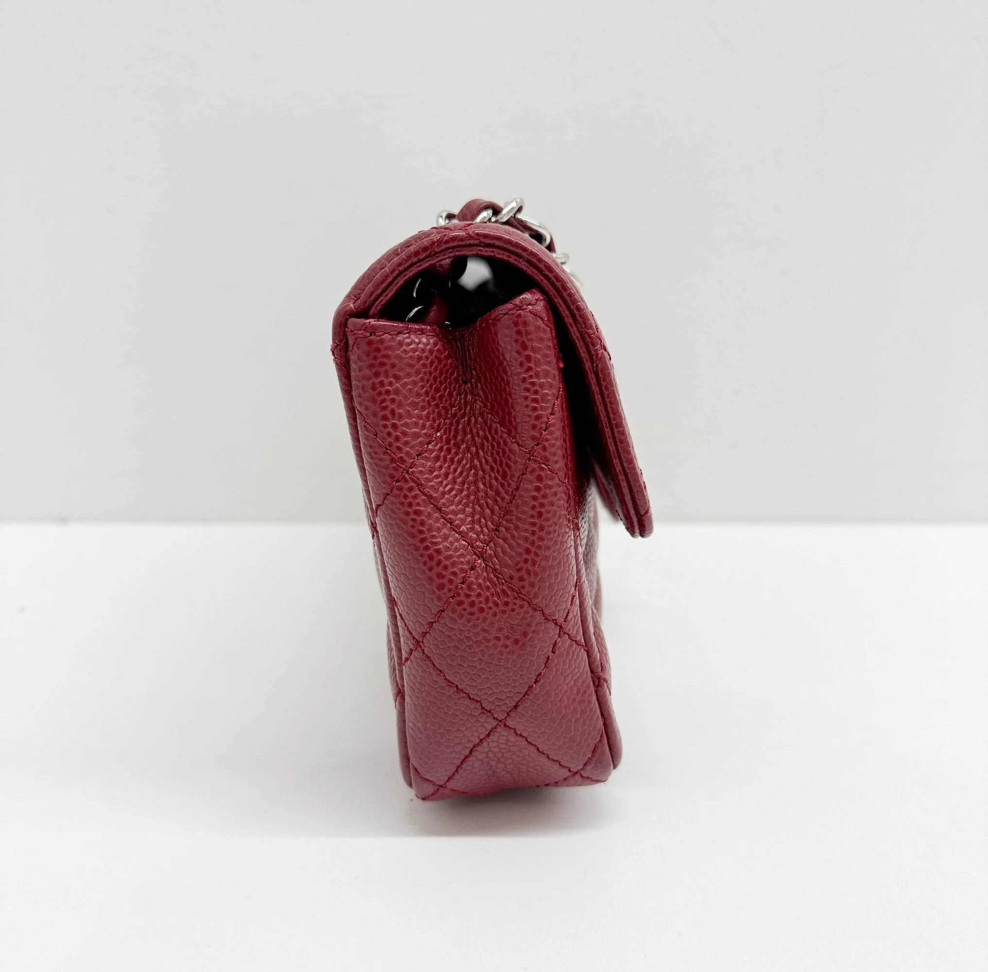 Single Flap Red Caviar Skin Shoulder Bag - Image 5