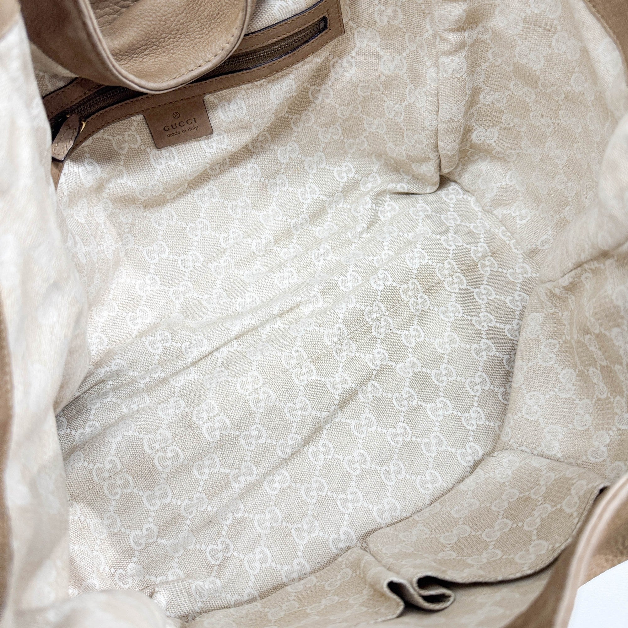 Stirrup Brown Leather Shoulder Bag - Image 17