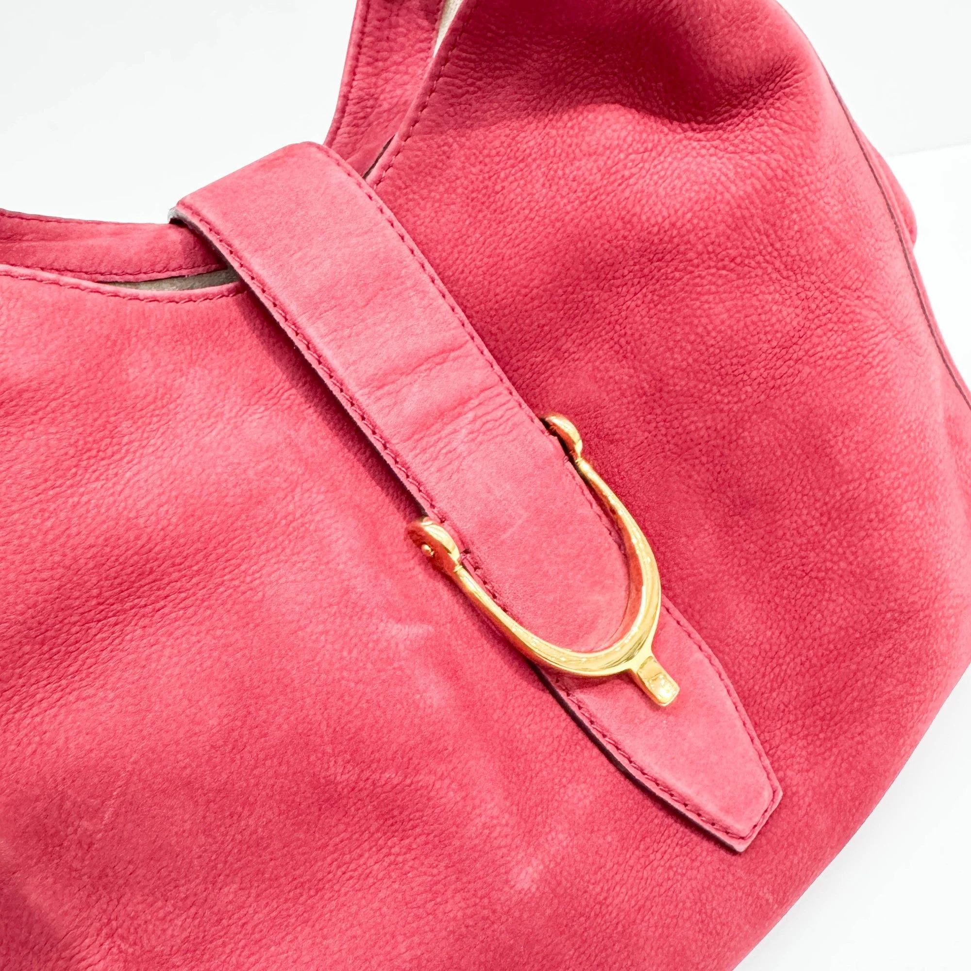 Stirrup Cherry Leather Shoulder Bag - Image 16