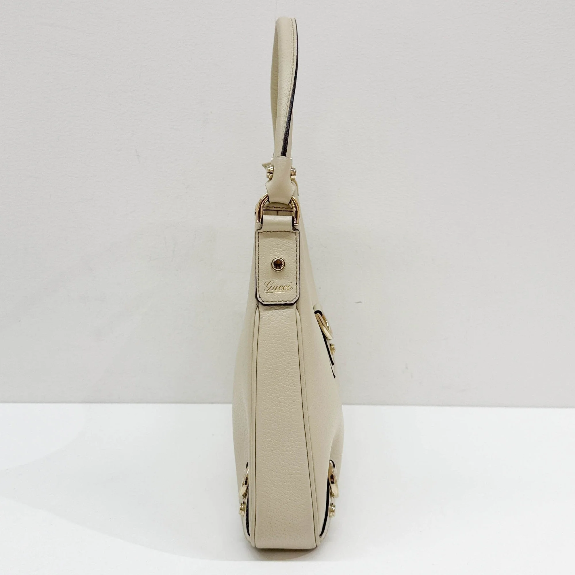 Stirrup Cream Leather Shoulder Bag - Image 6