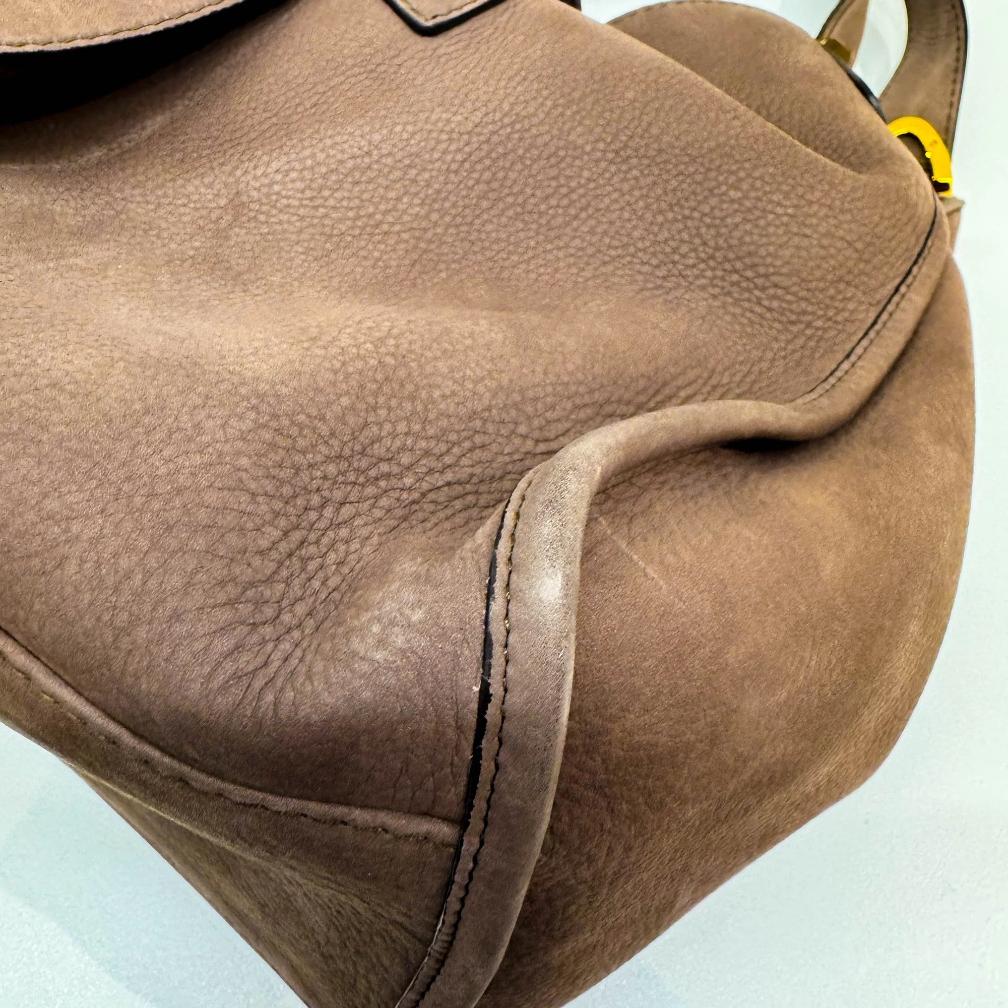 Stirrup Elephant Gray Leather Shoulder Bag - Image 12