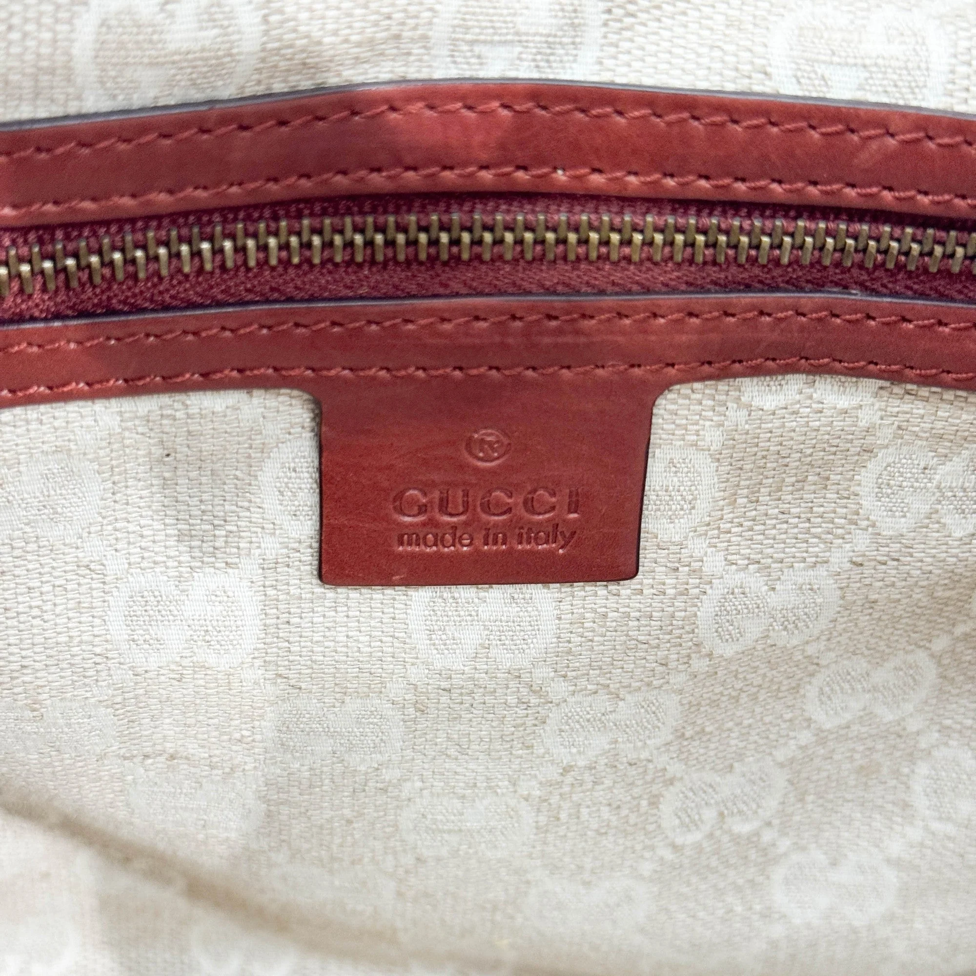Stirrup Rust Leather Shoulder Bag - Image 19