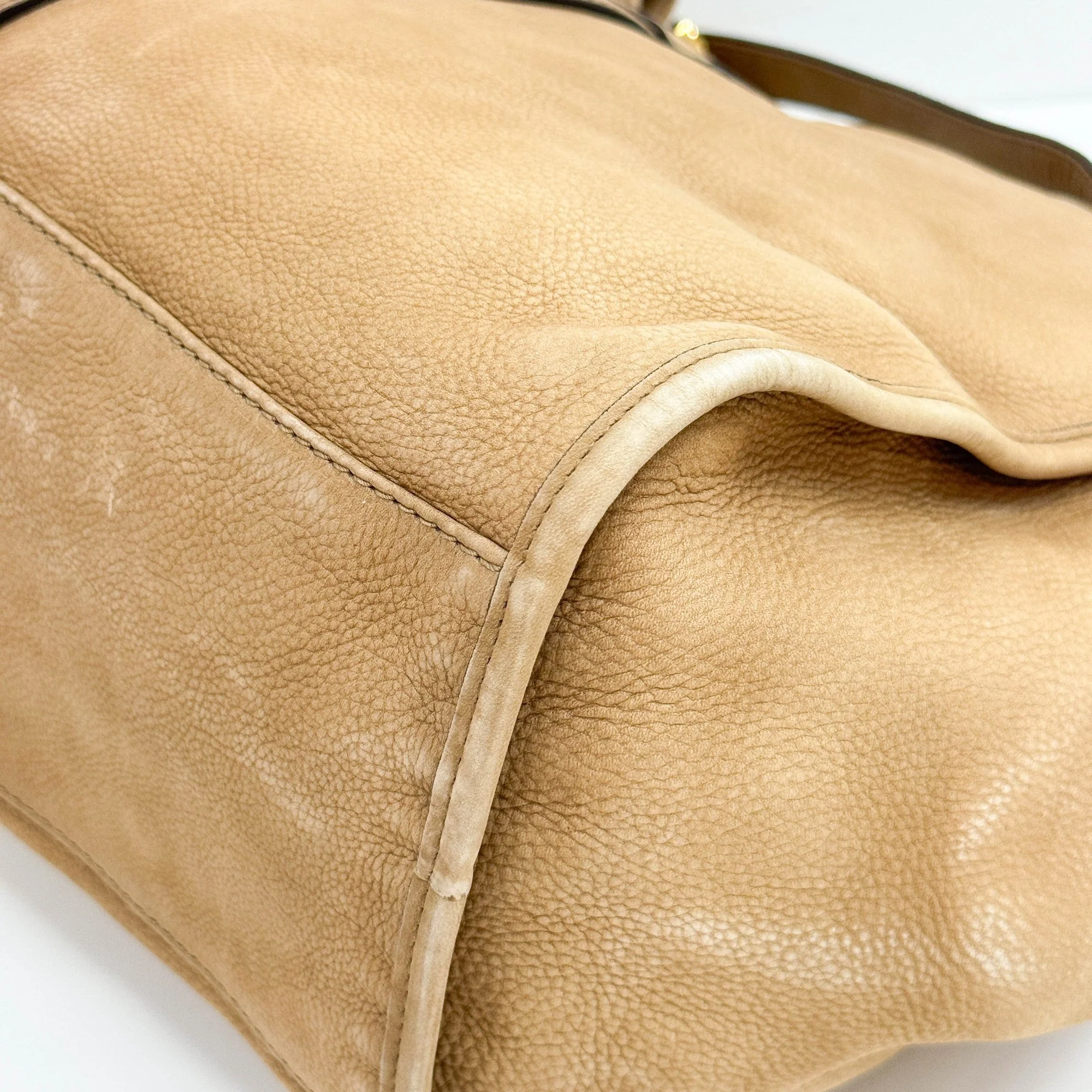 Stirrup Tan Leather Hobo Bag - Image 11