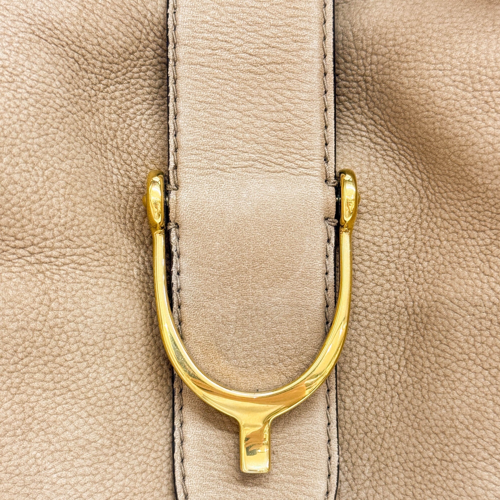 Stirrup Tan Leather Hobo Bag - Image 12